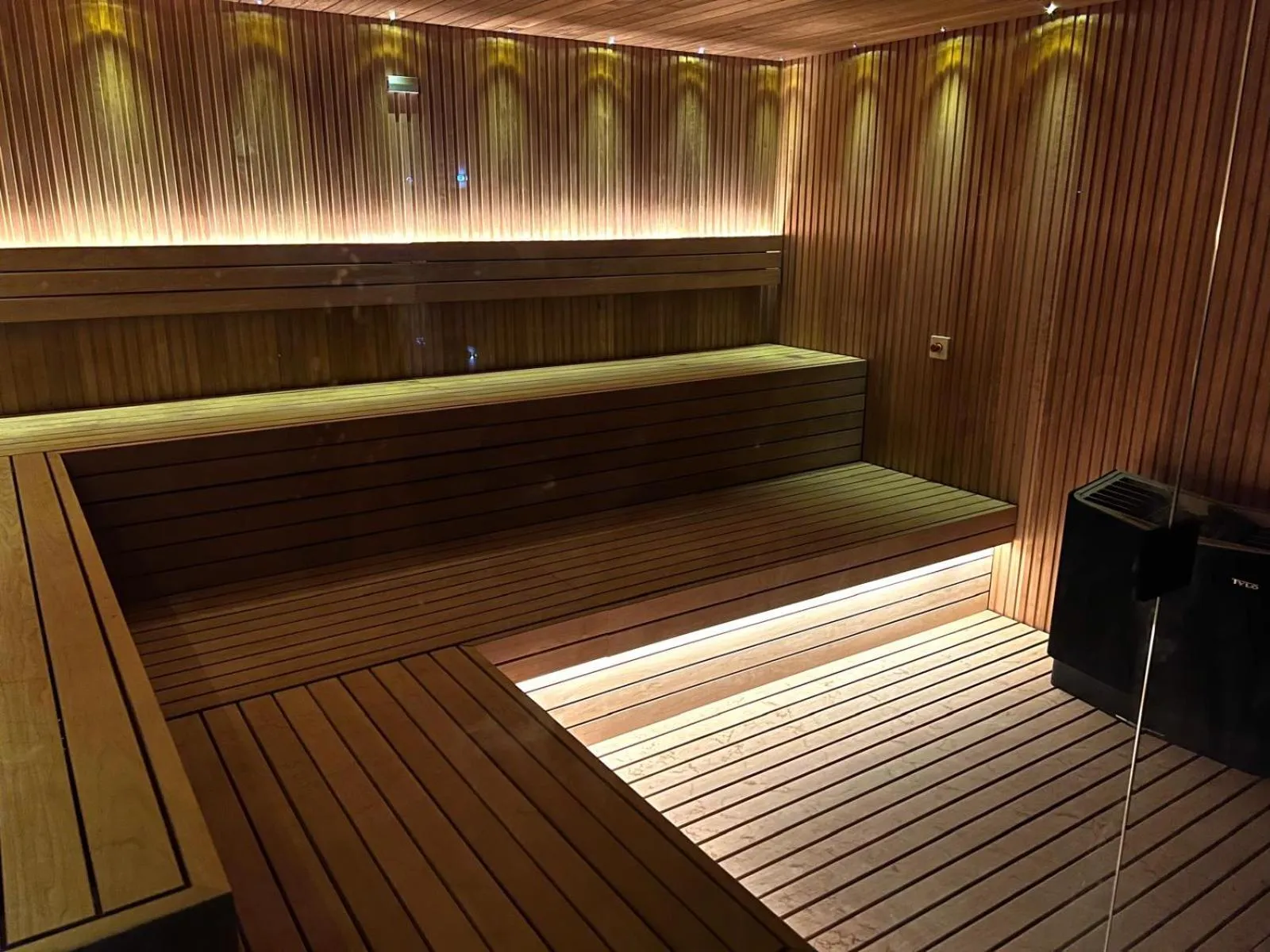 Sauna in The Wiltshire Hotel, Golf and Leisure Resort
