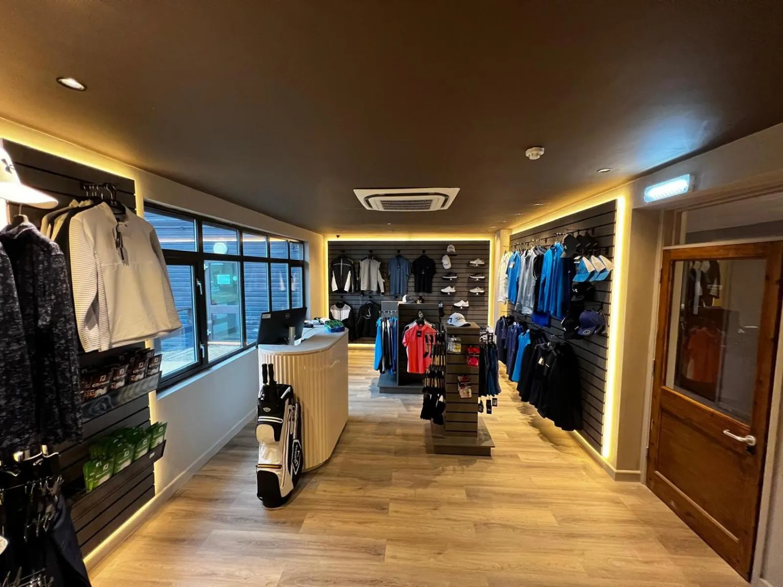 On-site shops in The Wiltshire Hotel, Golf and Leisure Resort