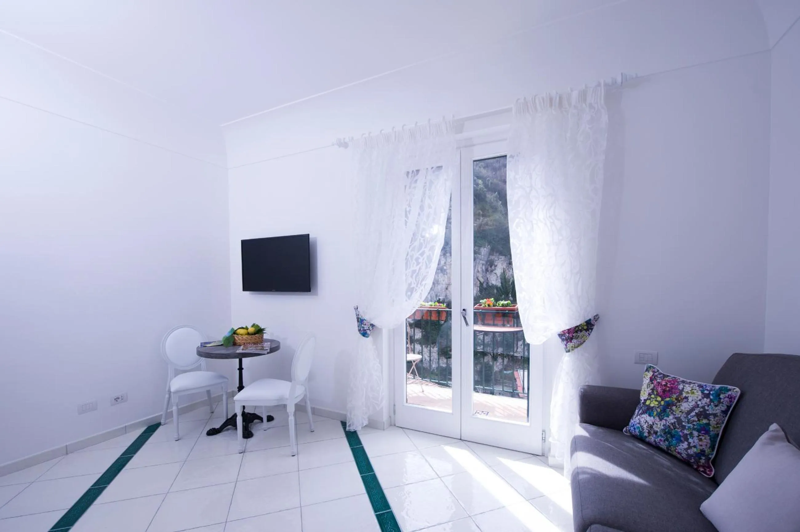 Seating area in La Valle Delle Ferriere