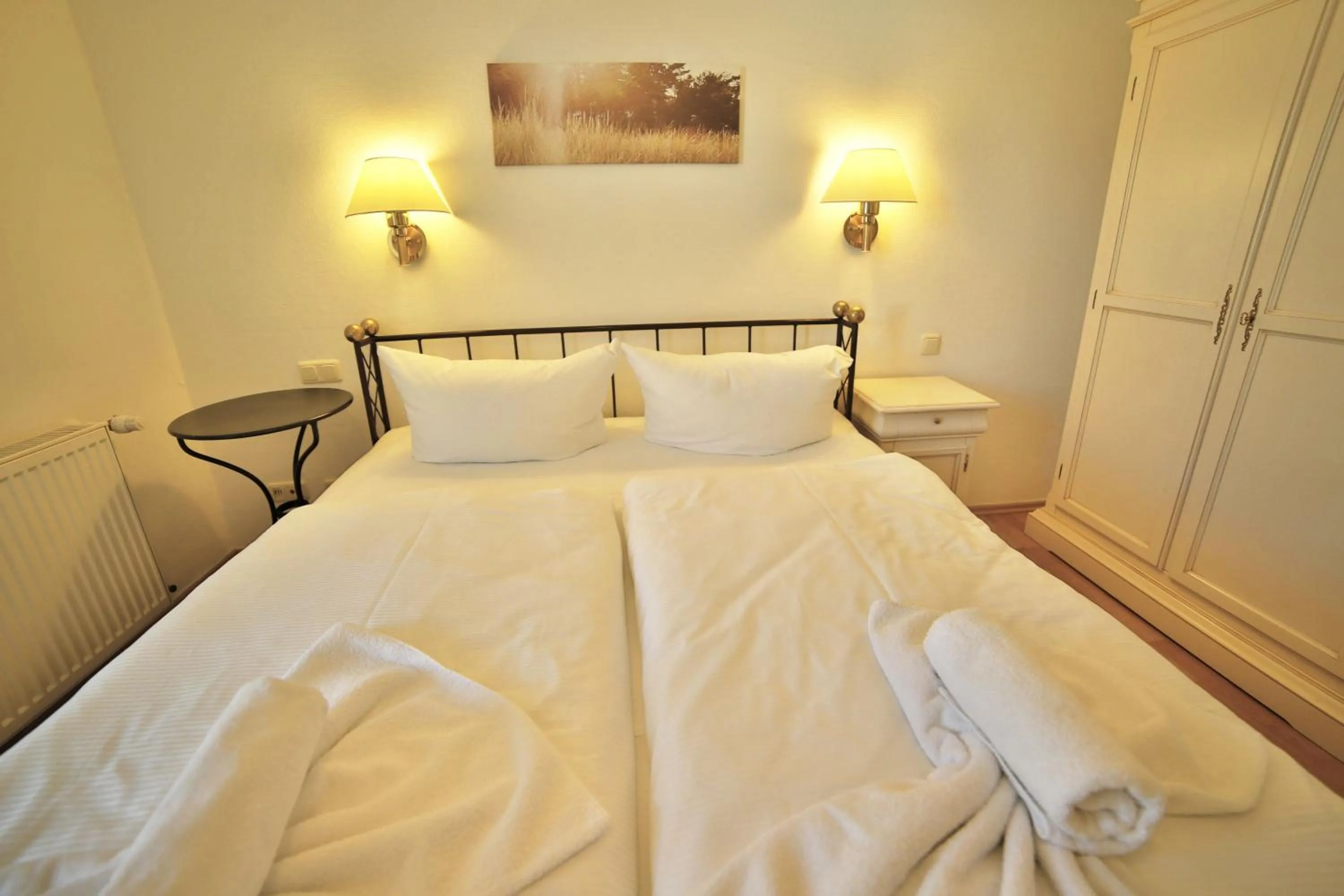 Bedroom, Bed in Ferienwohnung Binzer Strandgut im Haus Jahreszeiten Binz