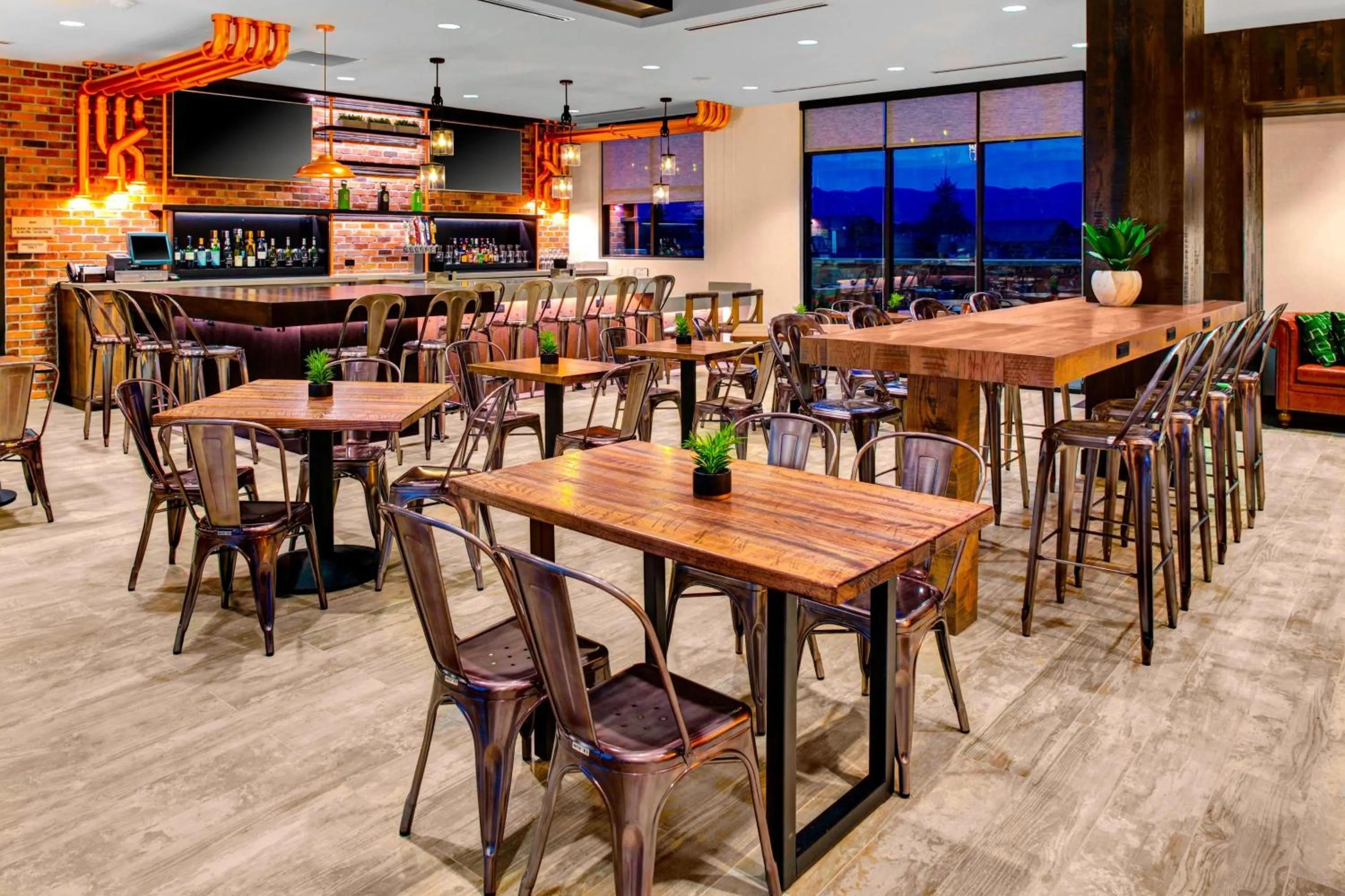 Restaurant/places to eat in SpringHill Suites by Marriott Bozeman