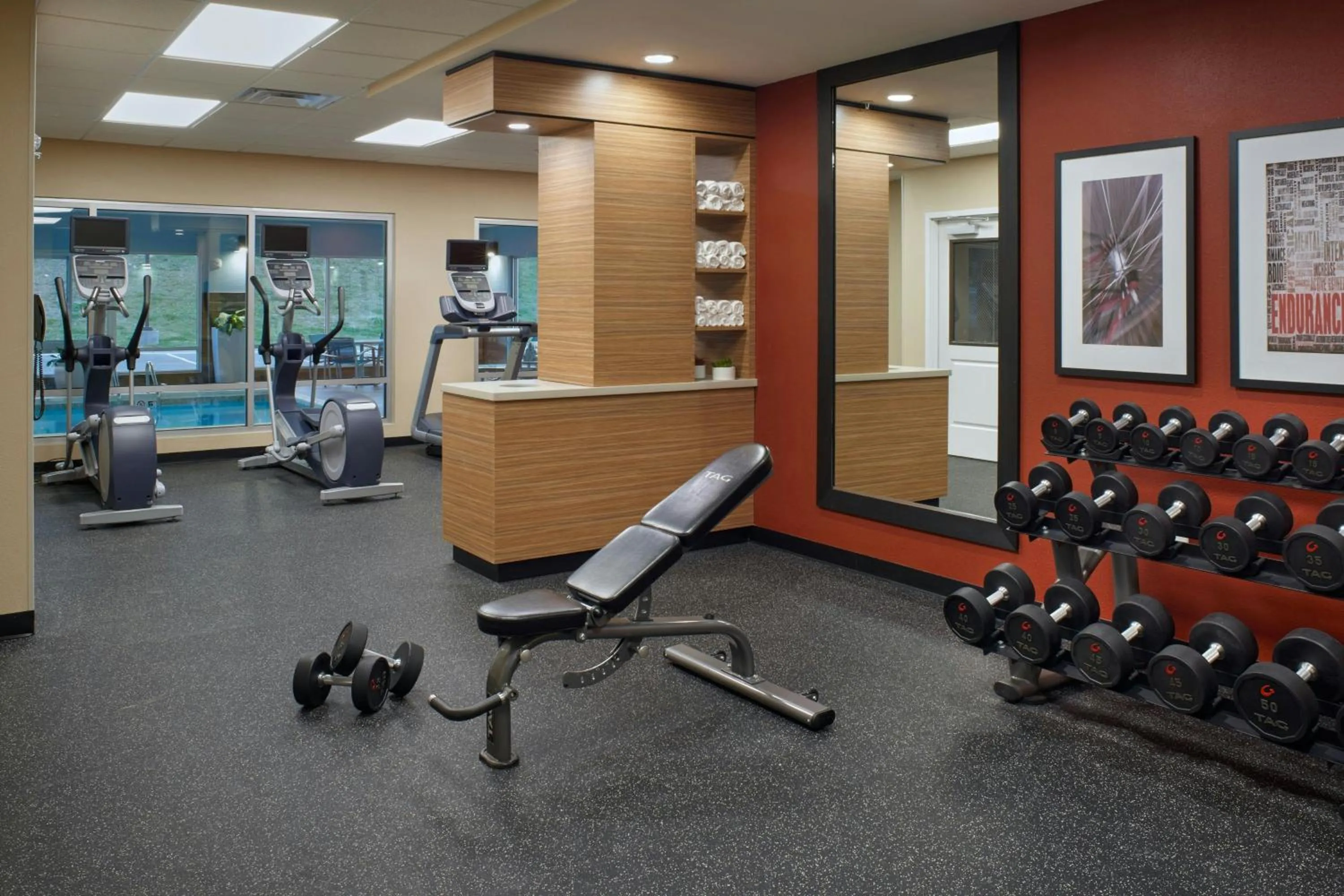 Fitness centre/facilities in TownePlace Suites by Marriott Richmond