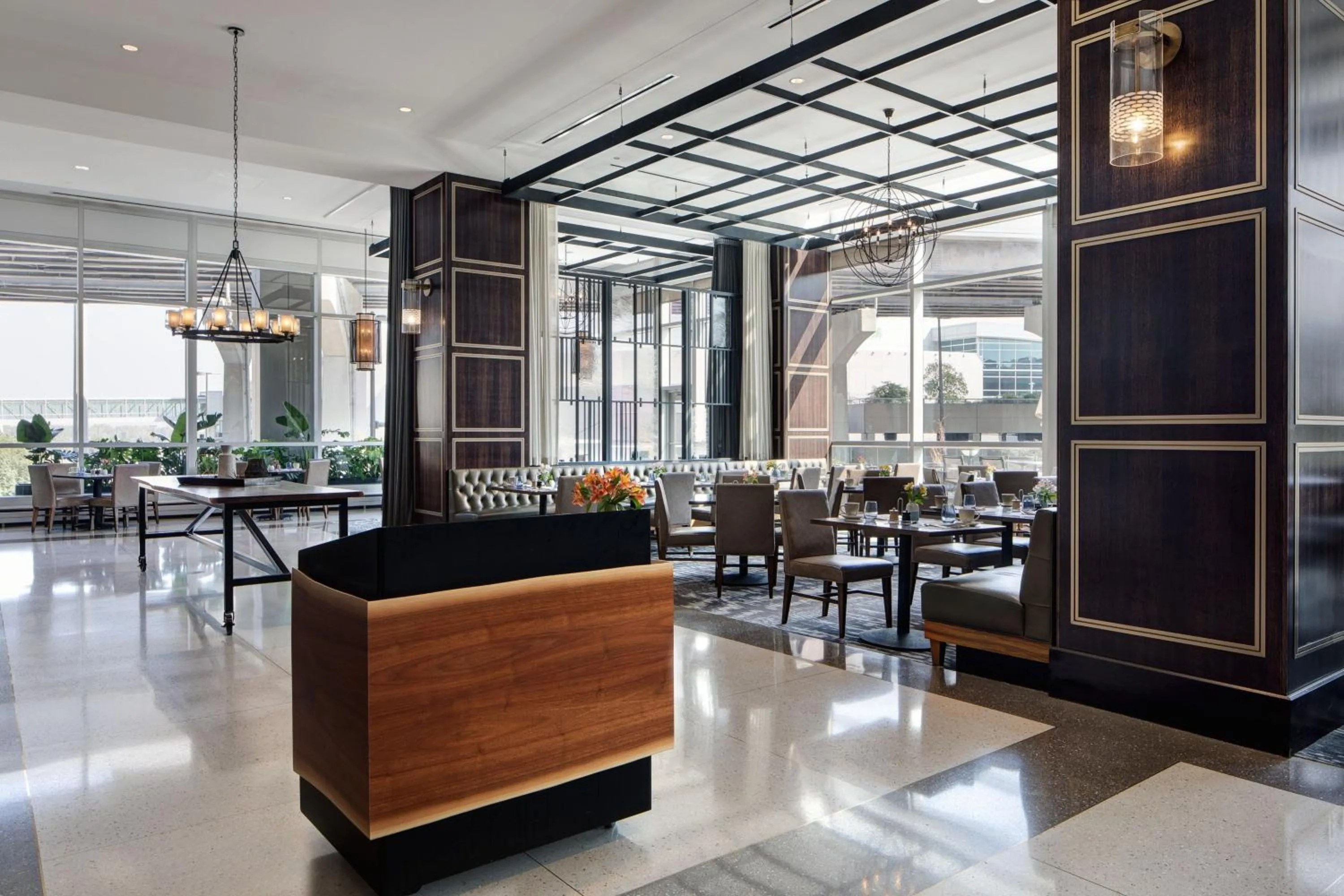 Restaurant/places to eat in Omaha Marriott Downtown at the Capitol District