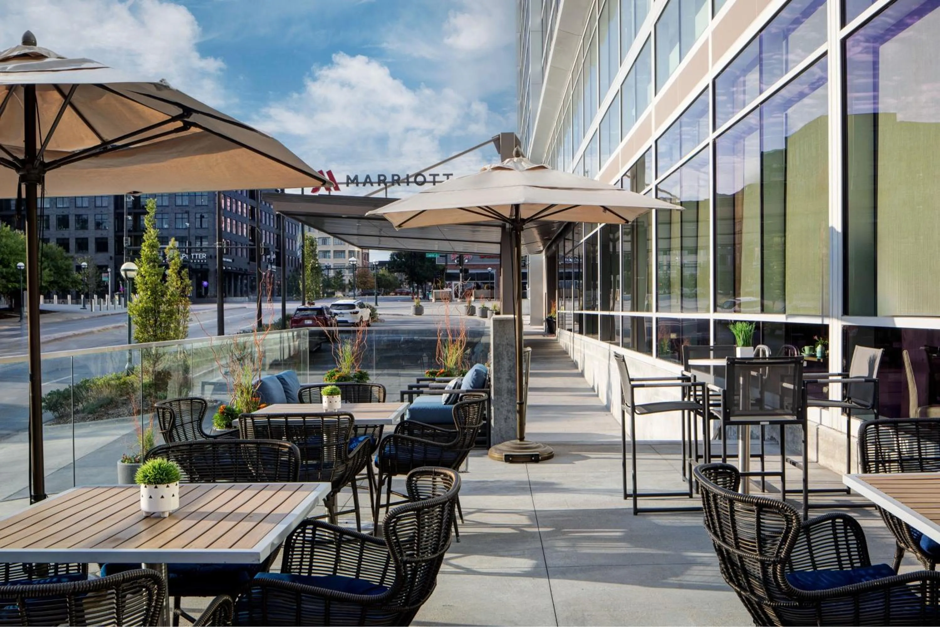 Restaurant/places to eat in Omaha Marriott Downtown at the Capitol District