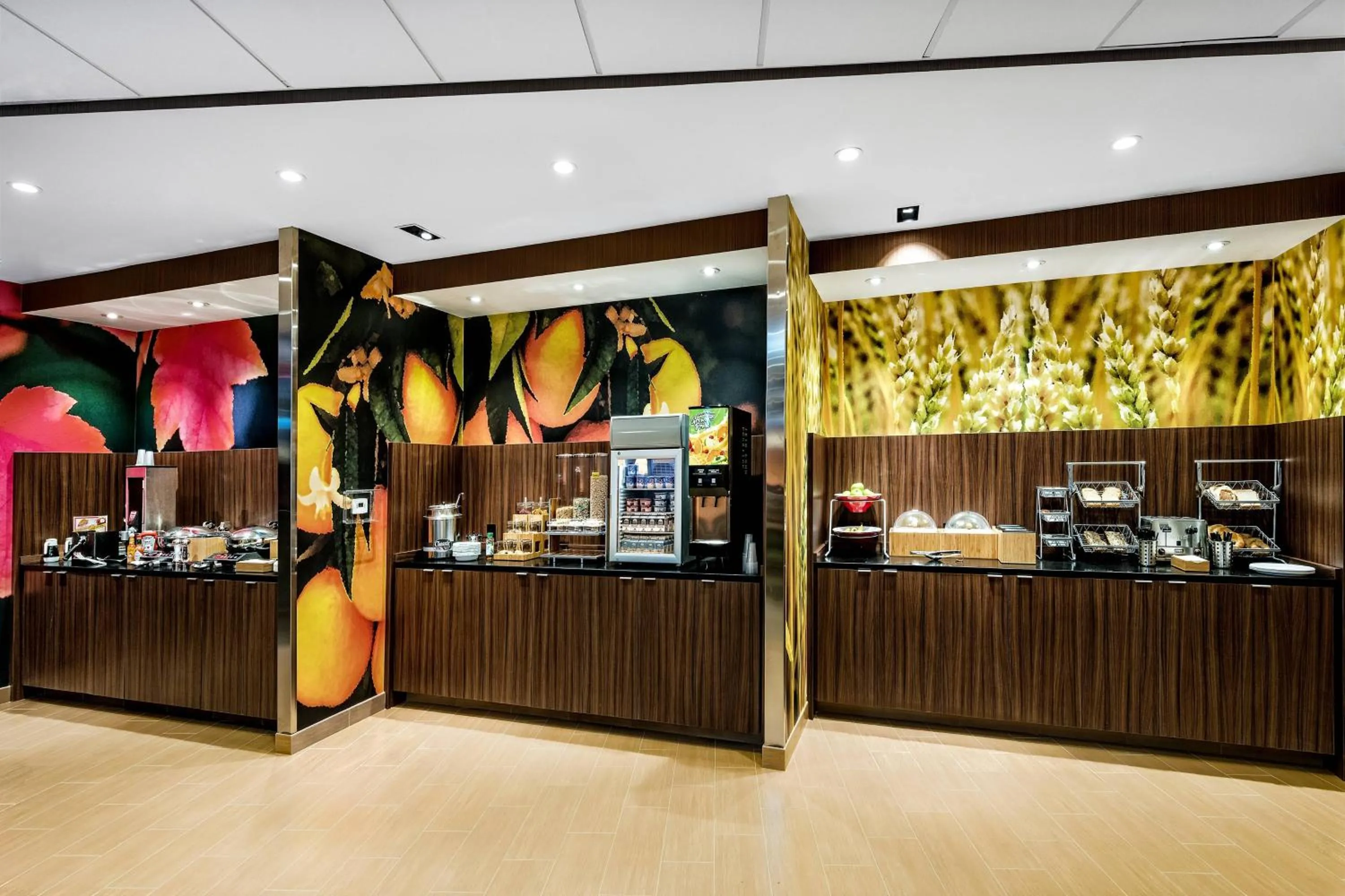 Breakfast in Fairfield Inn & Suites Van Canton Area