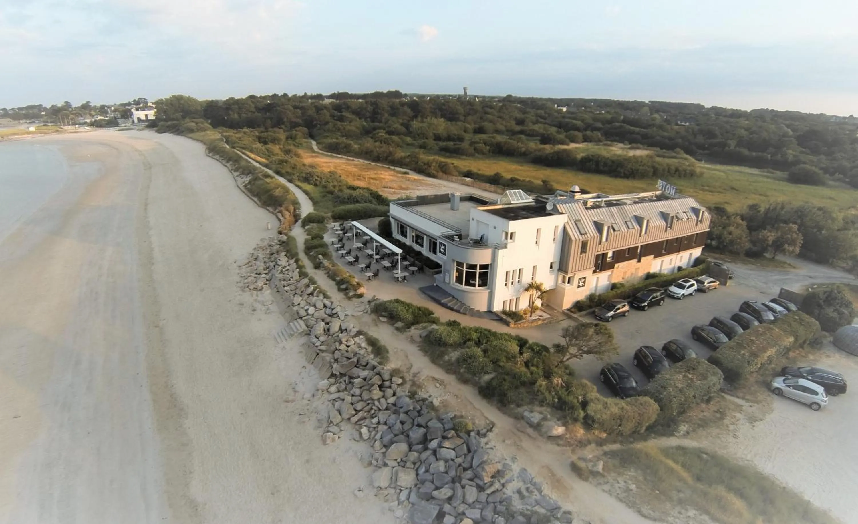 Bird's eye view in Logis Hôtel & Restaurant LES MOUETTES - Larmor Plage, Proche de LORIENT