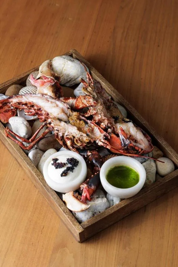 Food in Logis Hôtel & Restaurant LES MOUETTES - Larmor Plage, Proche de LORIENT