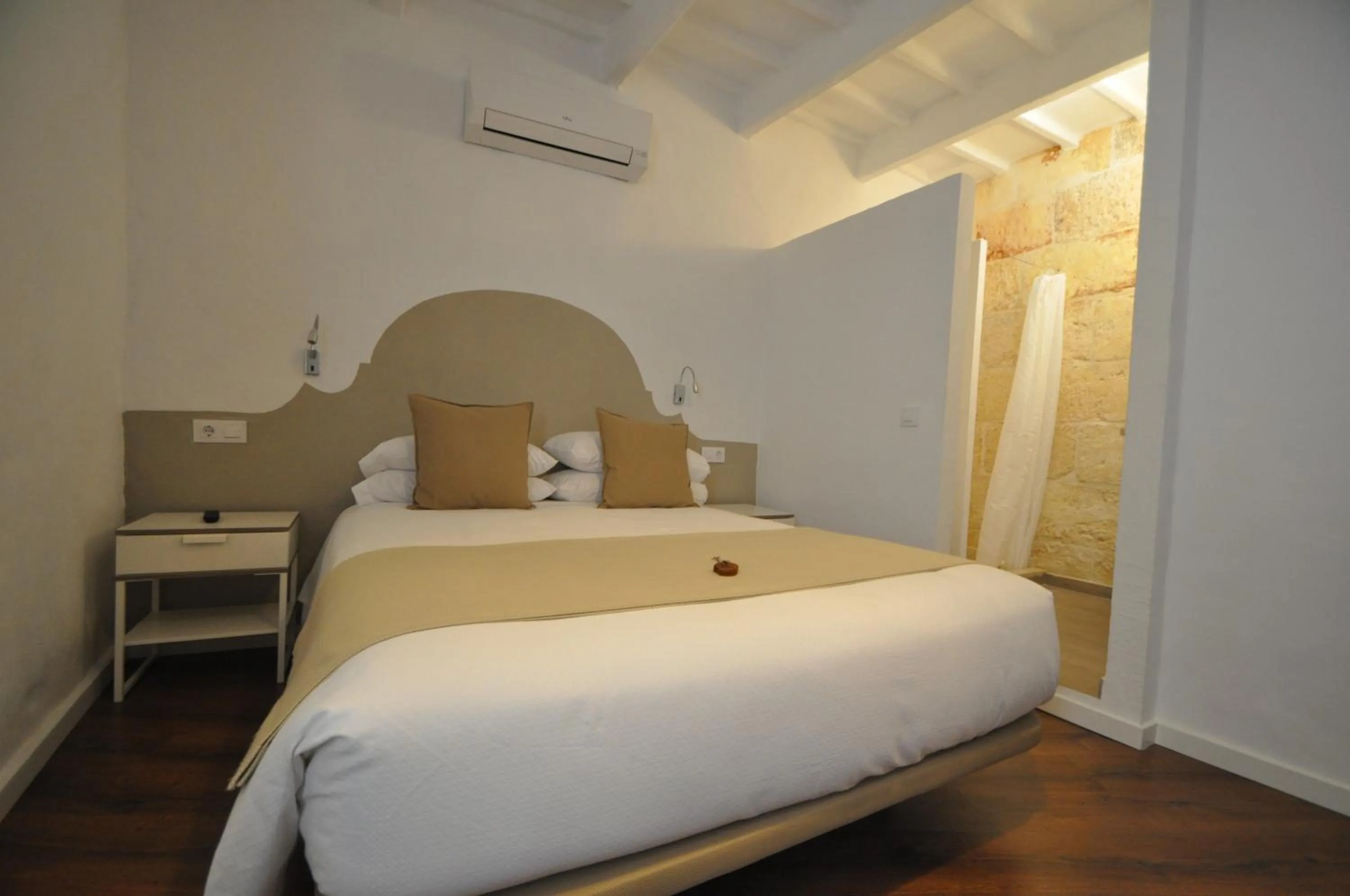Bed in Port Antic Ciutadella by My Rooms Hotels TI