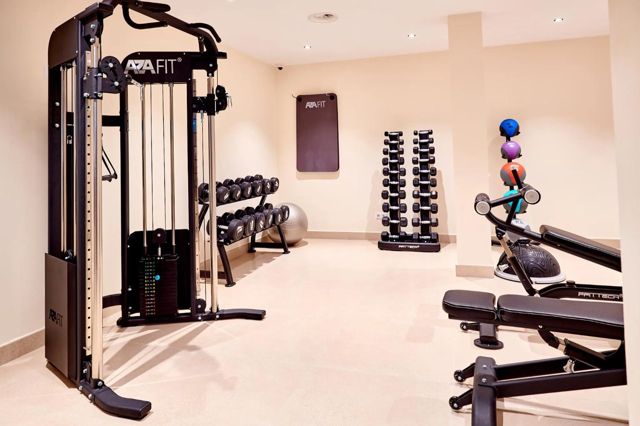 Fitness centre/facilities in Apartamentos Ponent