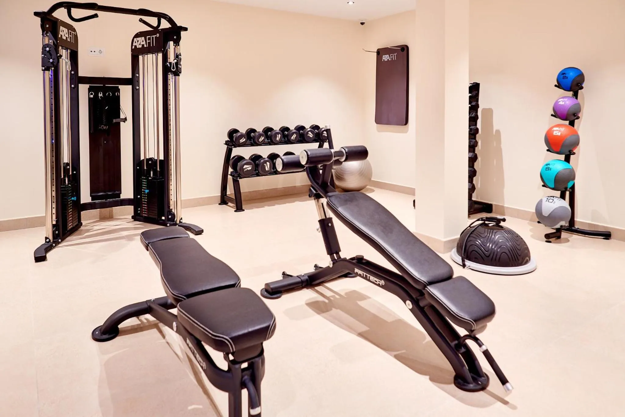 Fitness centre/facilities in Apartamentos Ponent