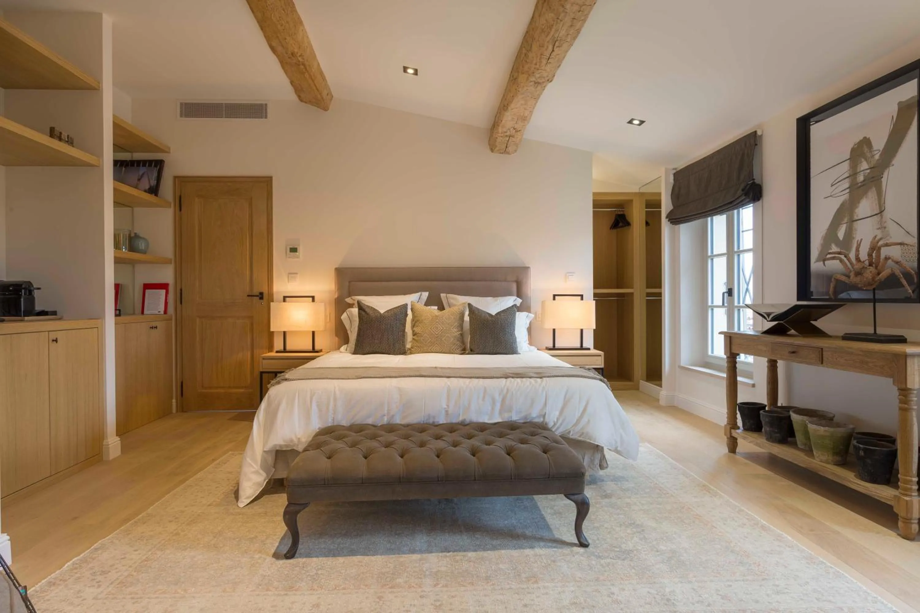 Bedroom, Bed in Mougins Luxury Retreats