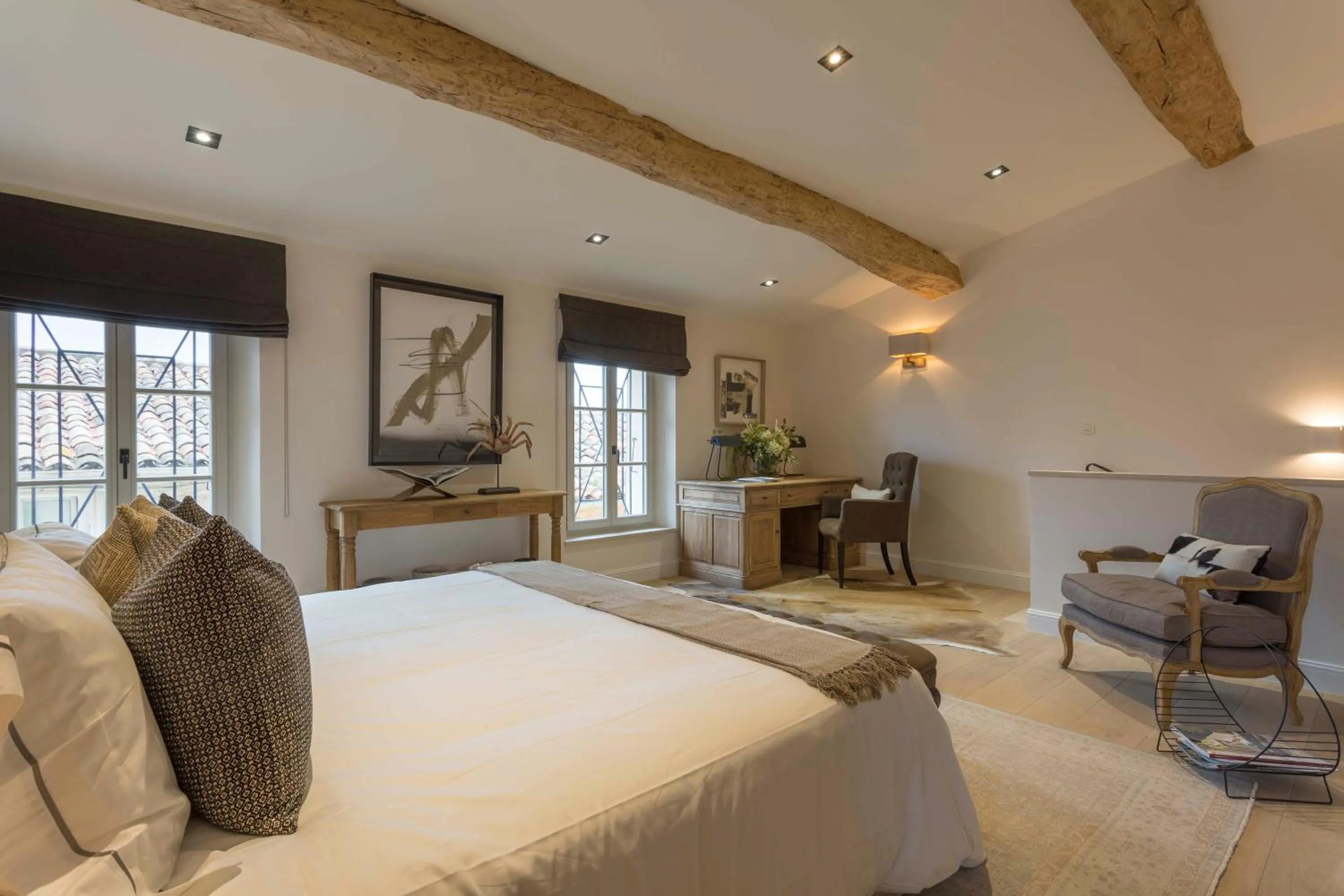 Bedroom, Bed in Mougins Luxury Retreats
