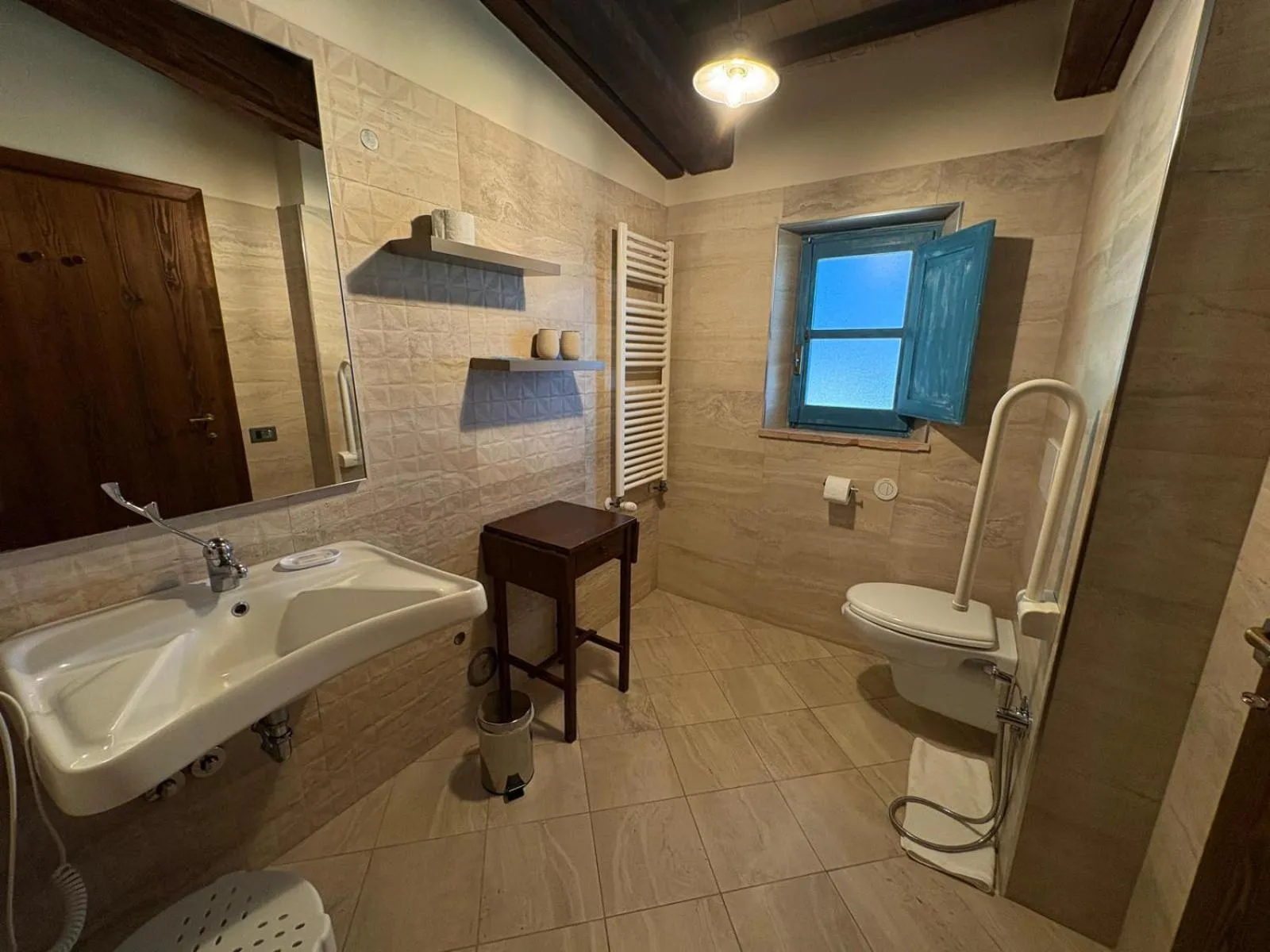 Shower in Il Poggio di Teo