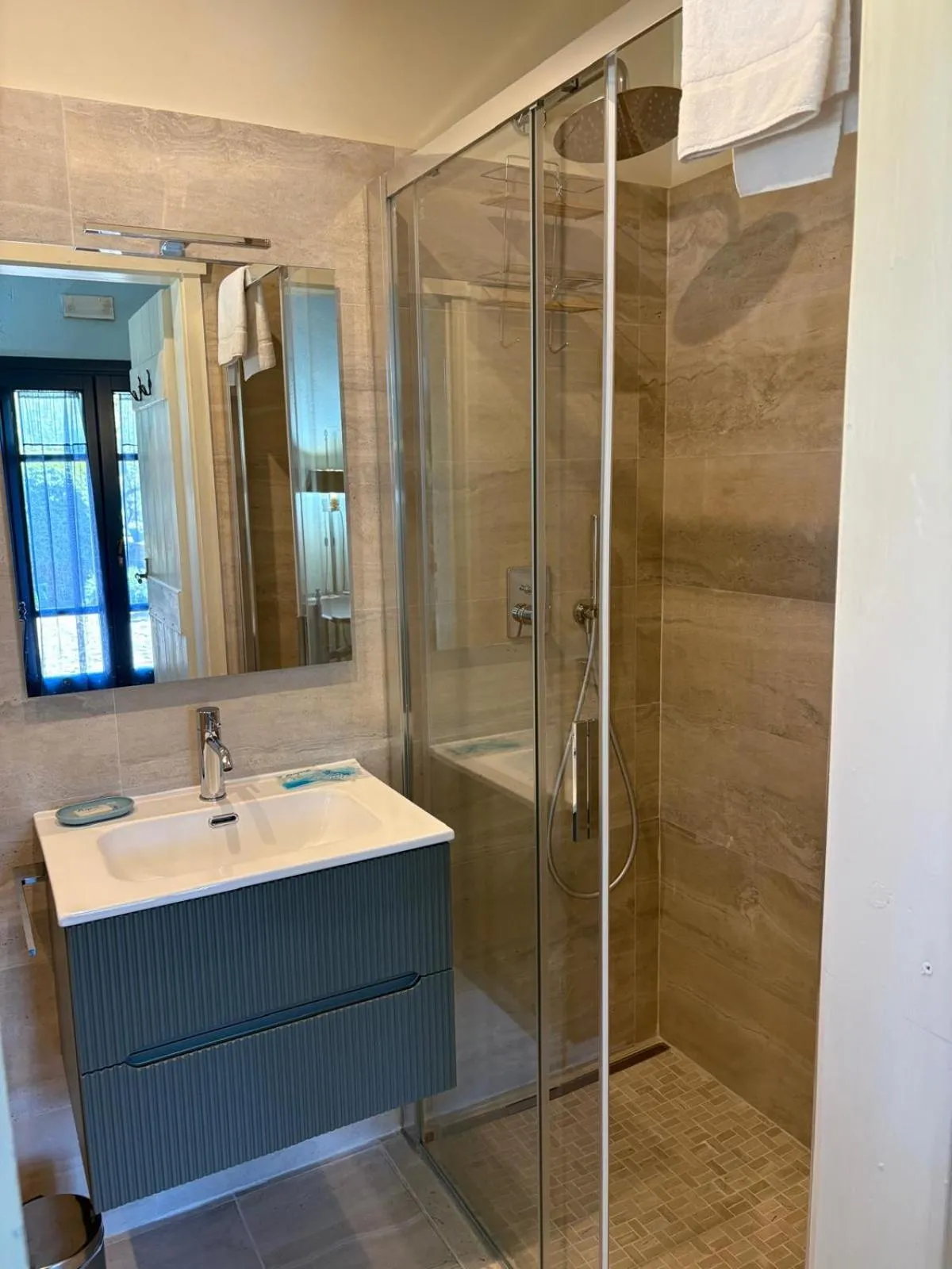 Shower in Il Poggio di Teo