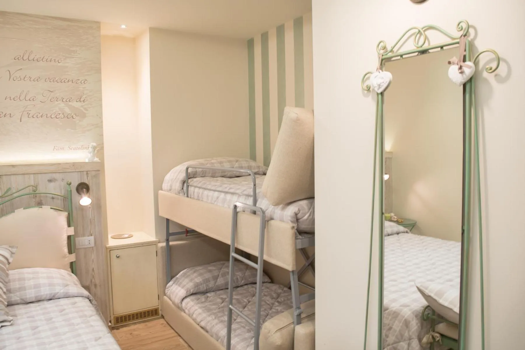 Bathroom, Bed in Il Giardino degli Angeli