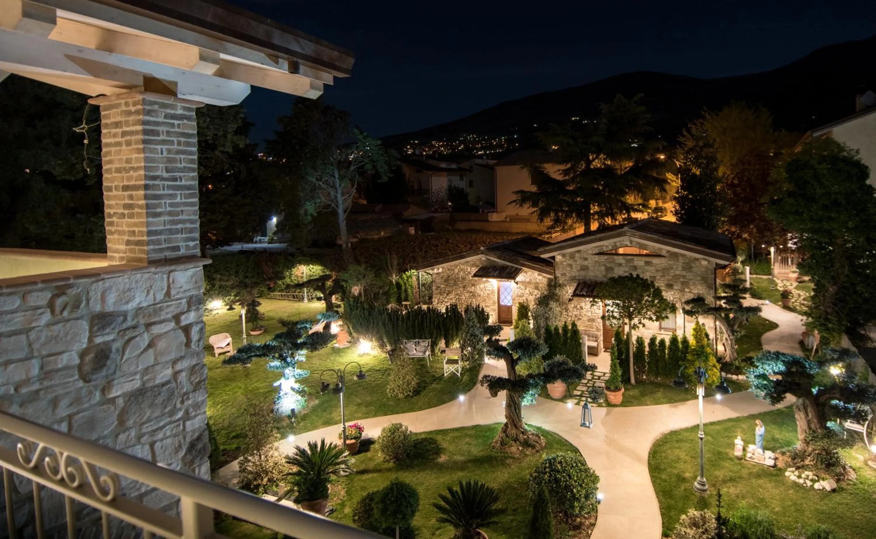 Garden view in Il Giardino degli Angeli