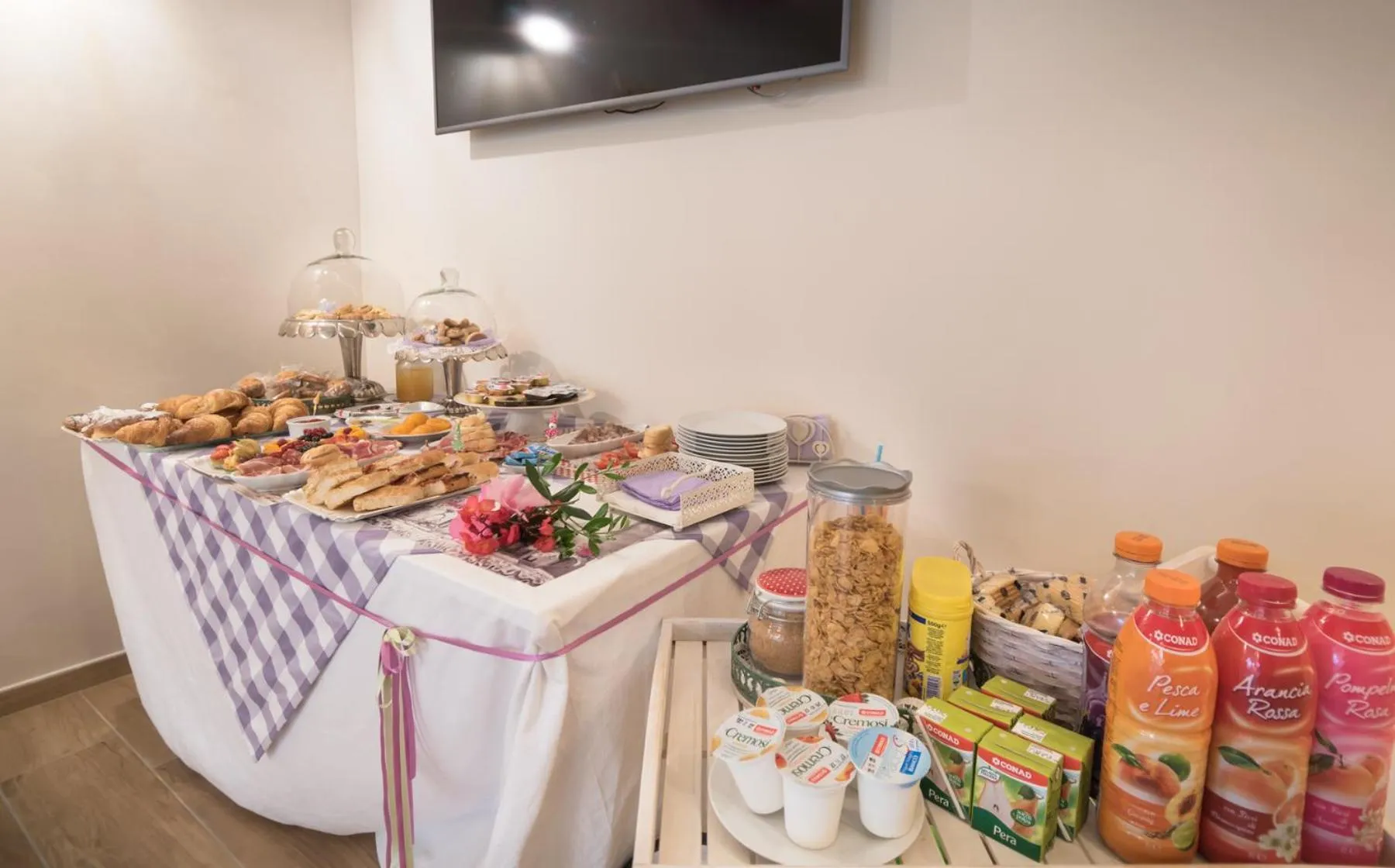 Communal lounge/ TV room in Il Giardino degli Angeli