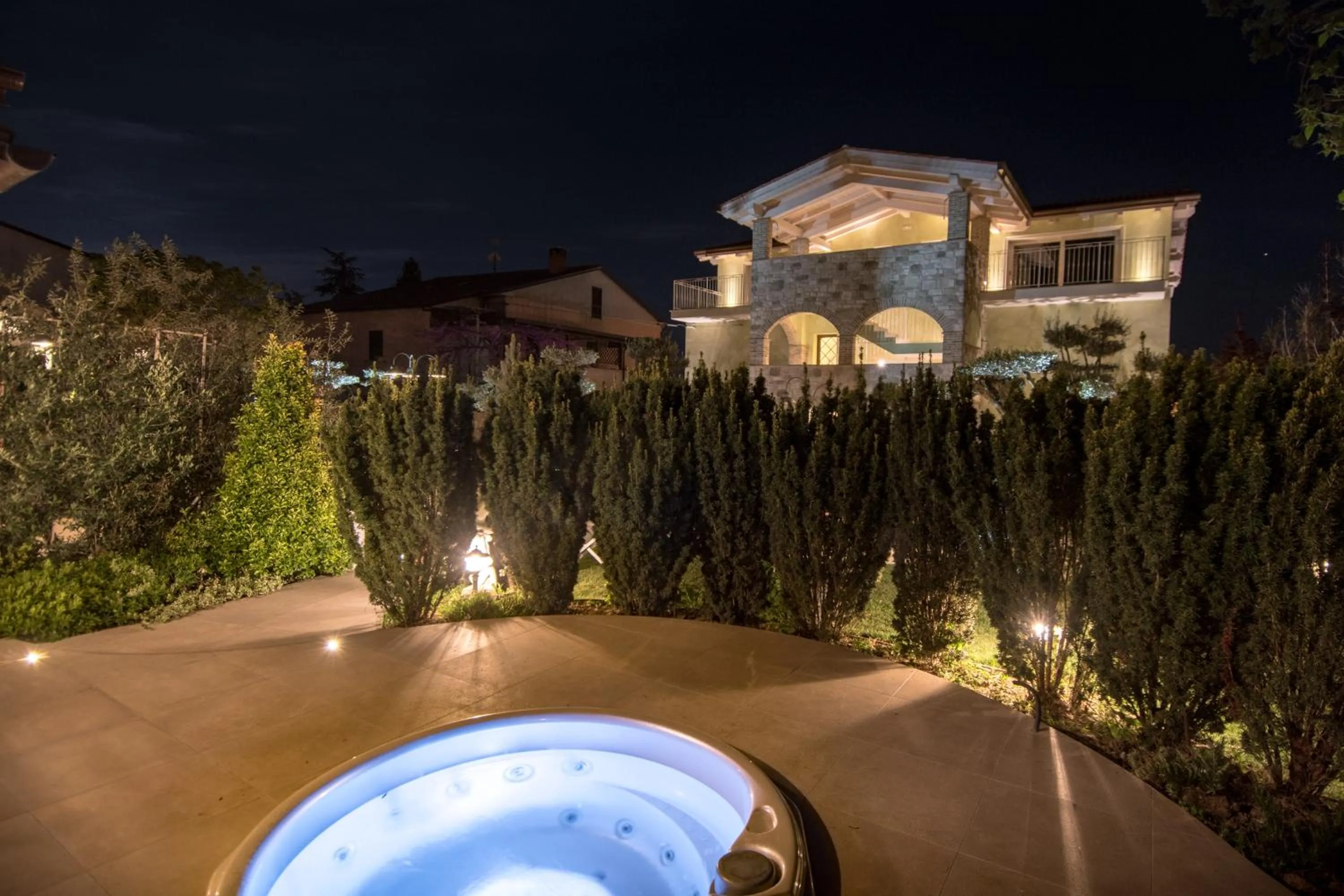 Property building in Il Giardino degli Angeli