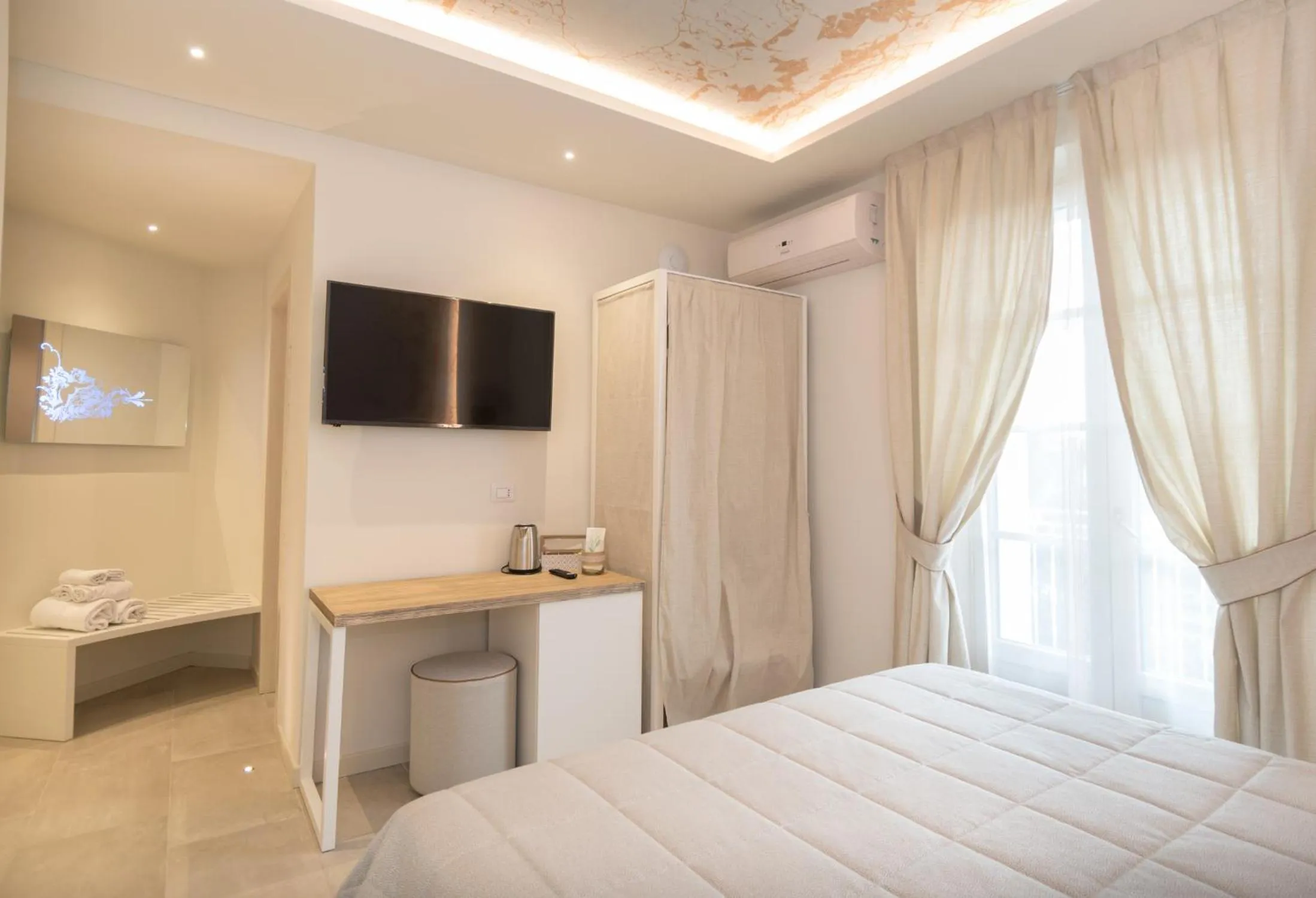 TV and multimedia, Bed in Il Giardino degli Angeli