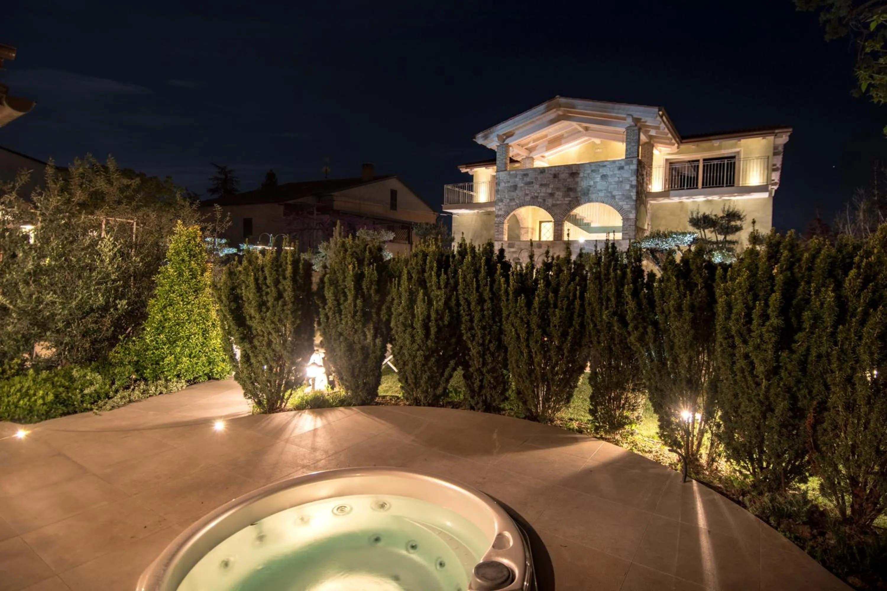 Property building in Il Giardino degli Angeli