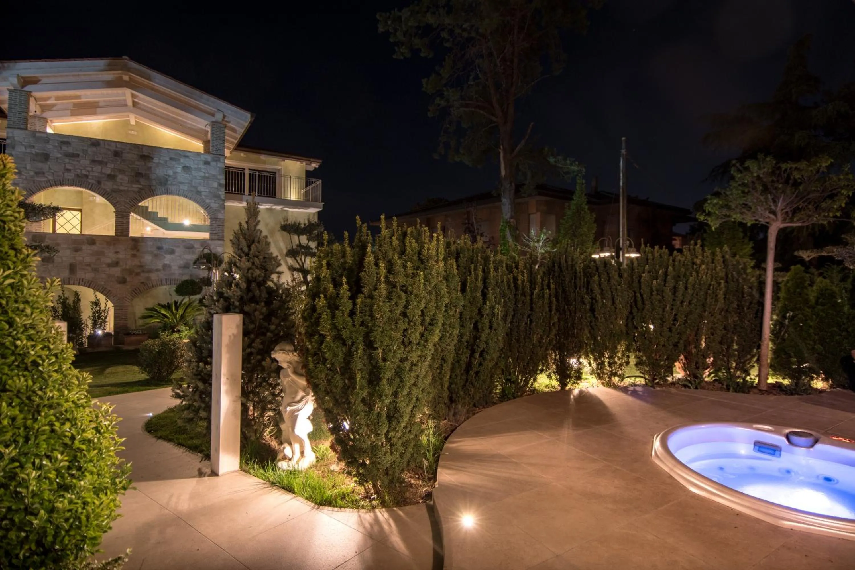 Property building in Il Giardino degli Angeli