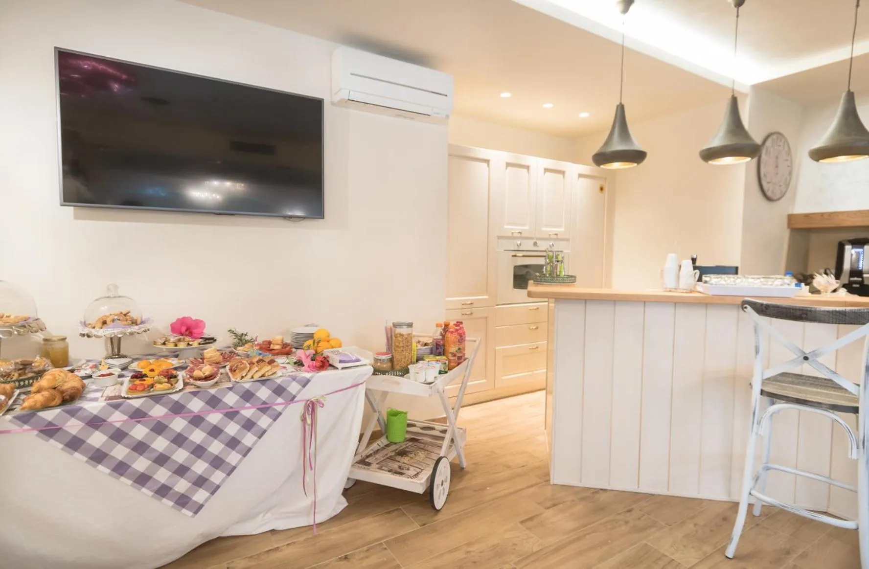 Communal lounge/ TV room in Il Giardino degli Angeli