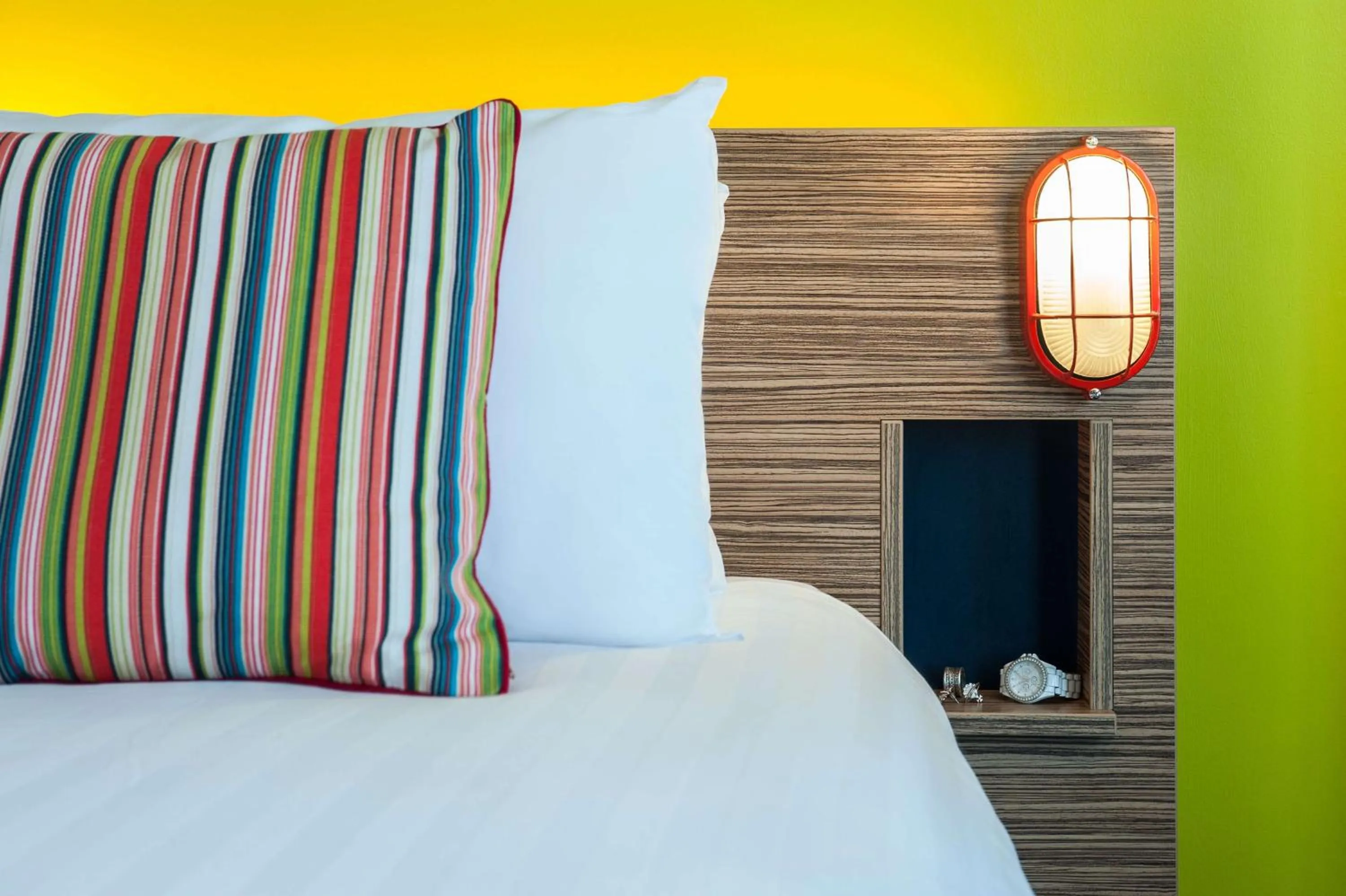 Bedroom, Bed in Ibis Styles Blackpool