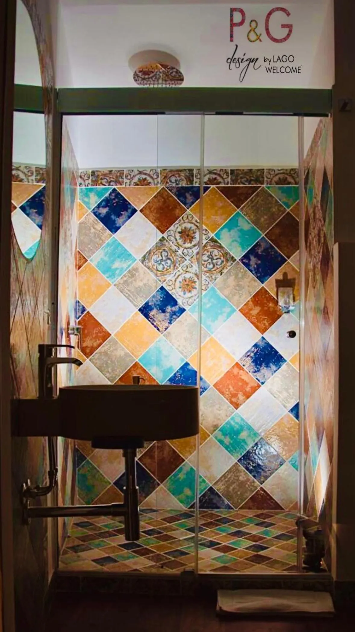 Bathroom in P&G design by Lago Welcome Enna