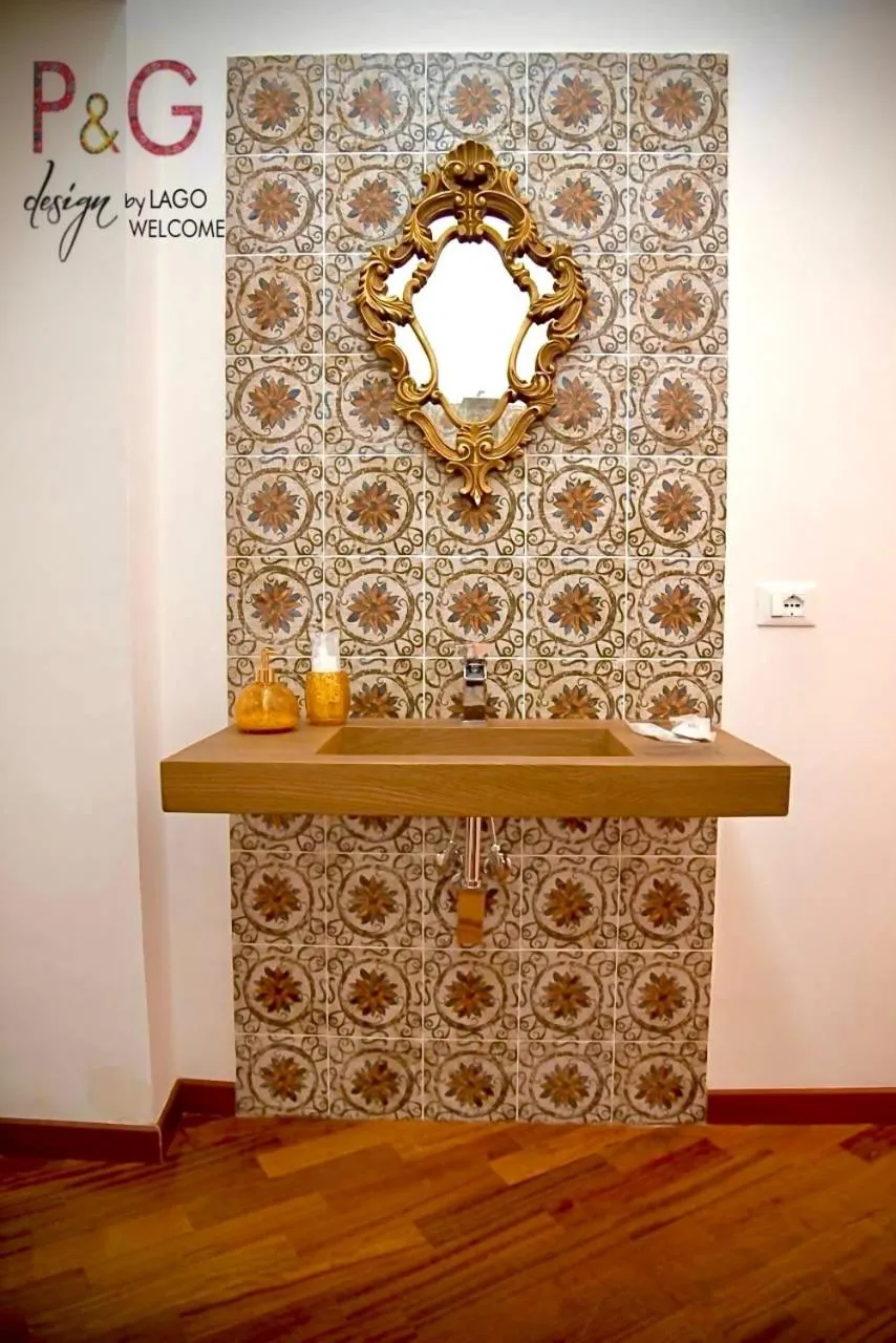 Bathroom in P&G design by Lago Welcome Enna