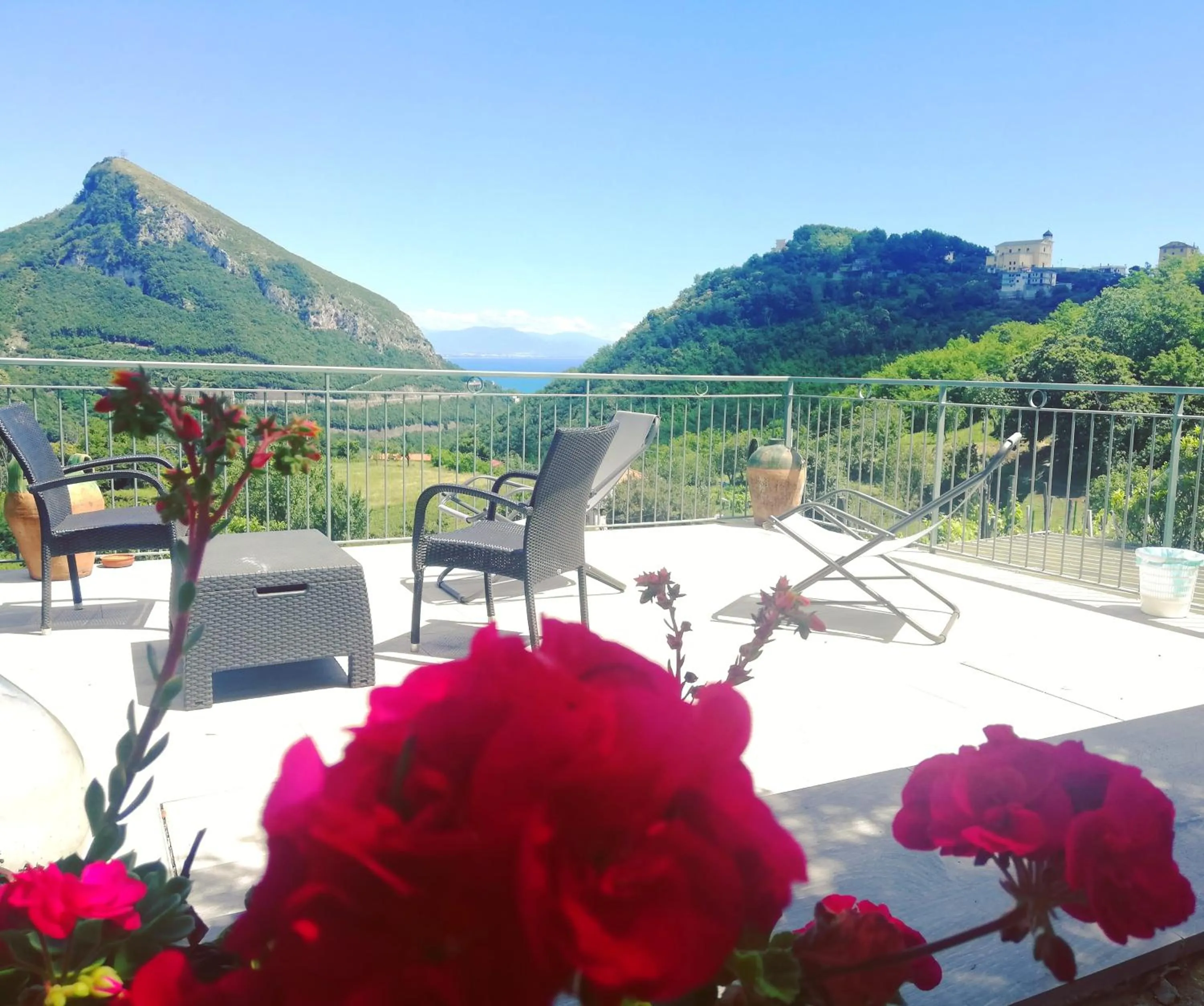 Property building in La Roccia Incantata Amalfi Coast