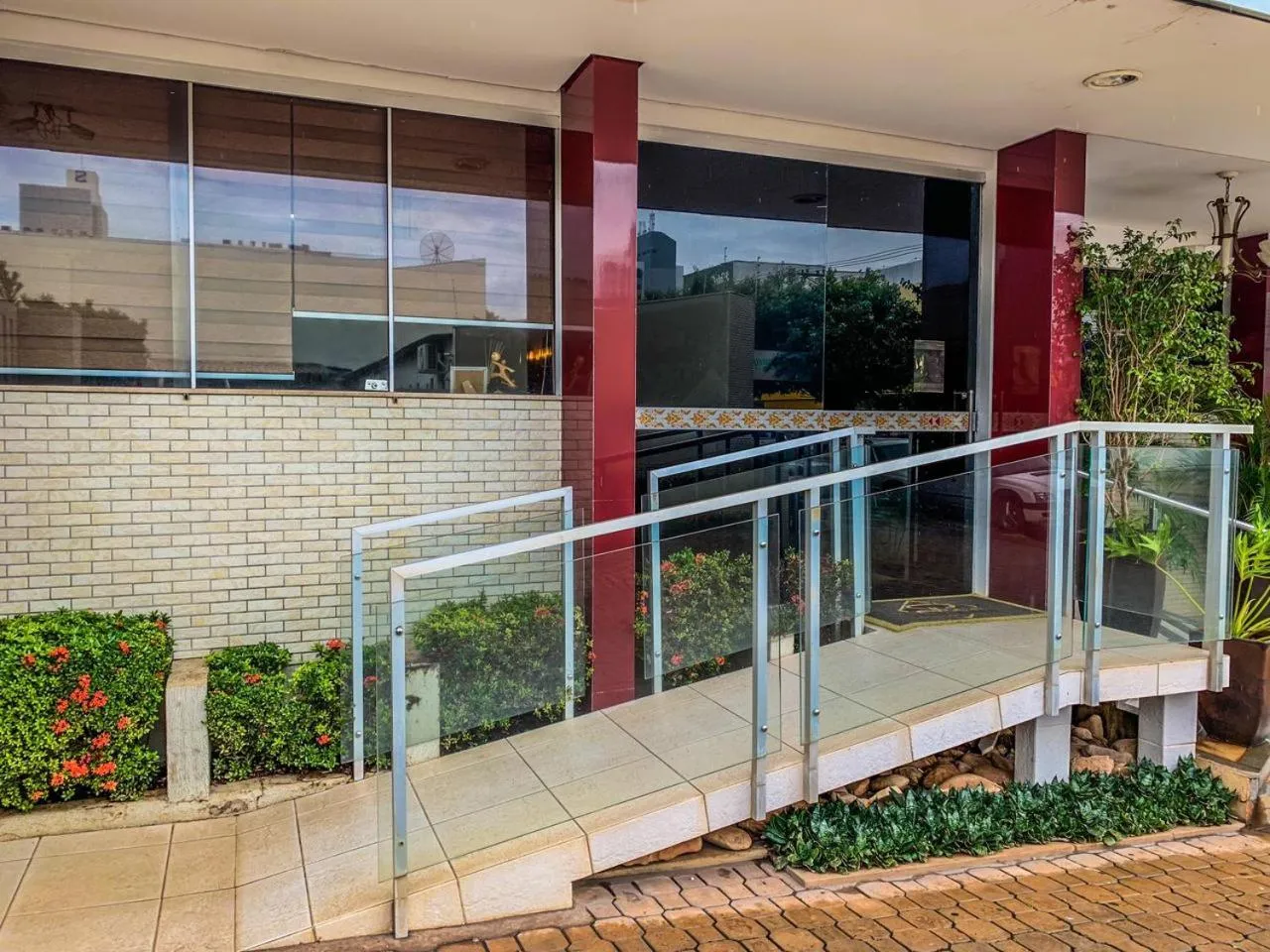 acessibility in Rede Andrade Rondonópolis