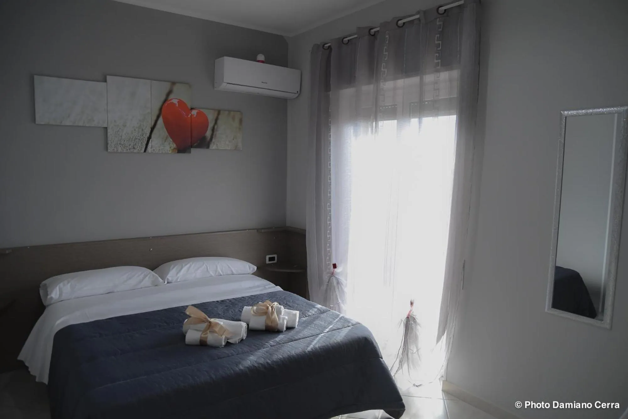 Photo of the whole room, Bed in B&B Lamezia Airport