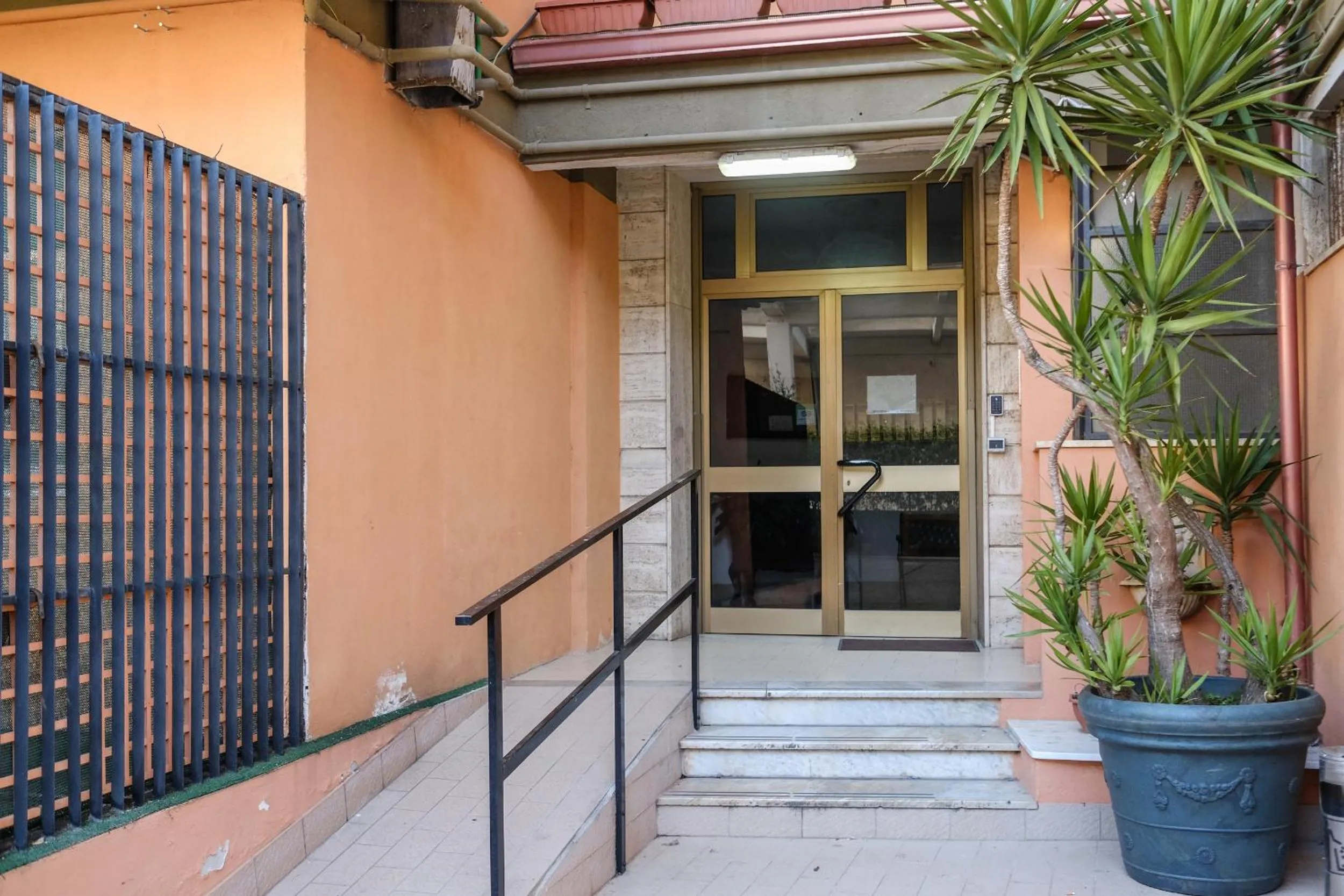 Property building in B&B Lamezia Airport