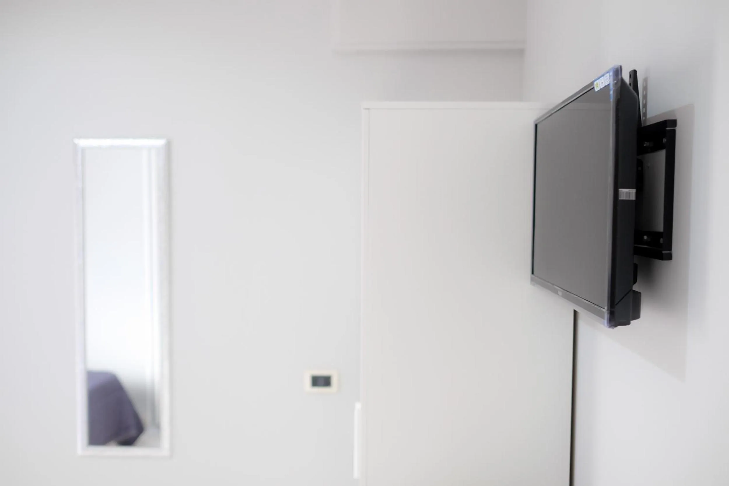 TV and multimedia in B&B Lamezia Airport