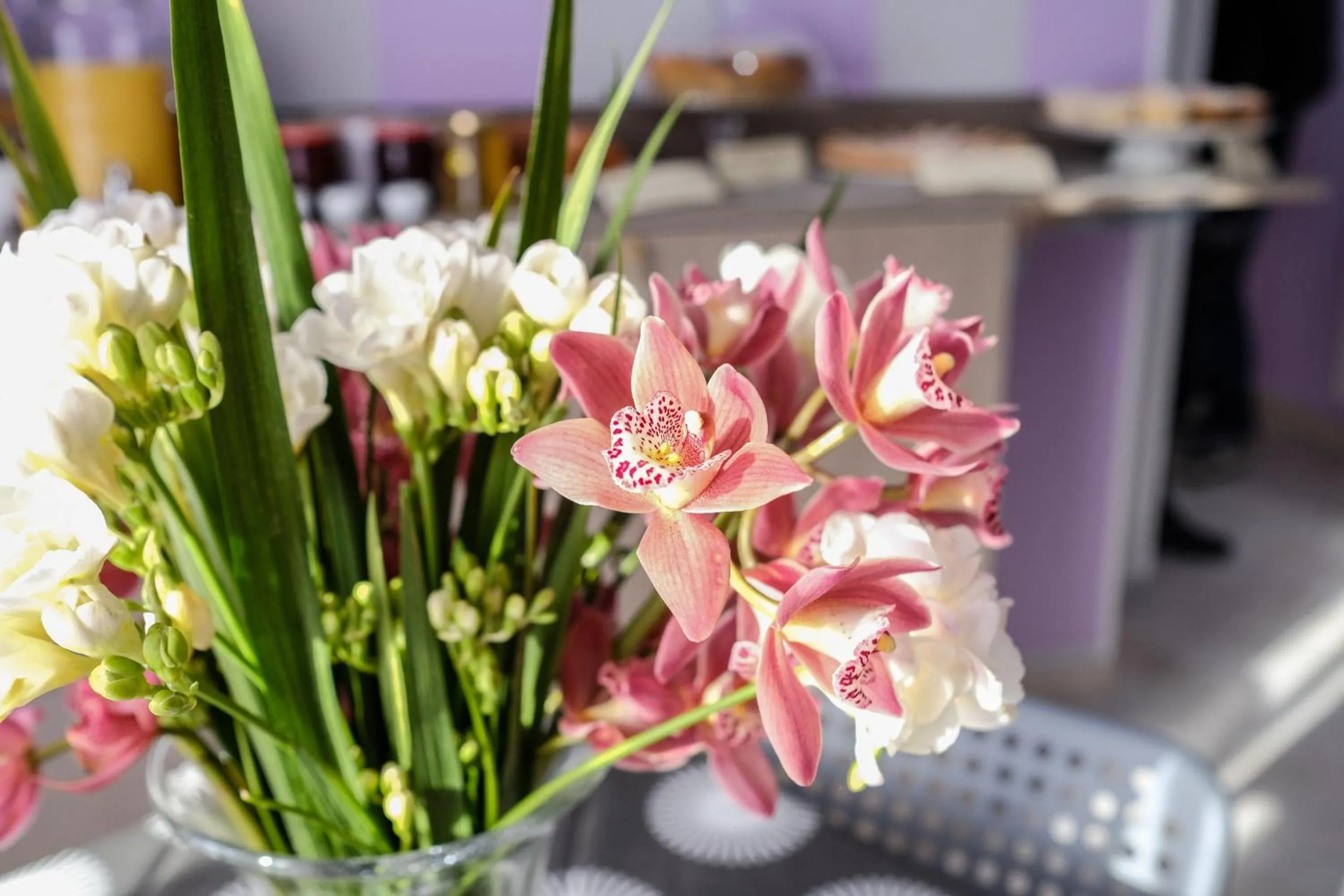 Communal kitchen in B&B Lamezia Airport