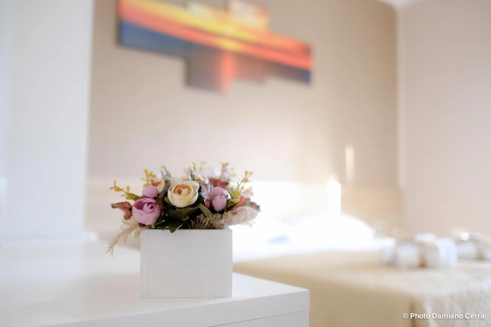 Decorative detail, Bed in B&B Lamezia Airport