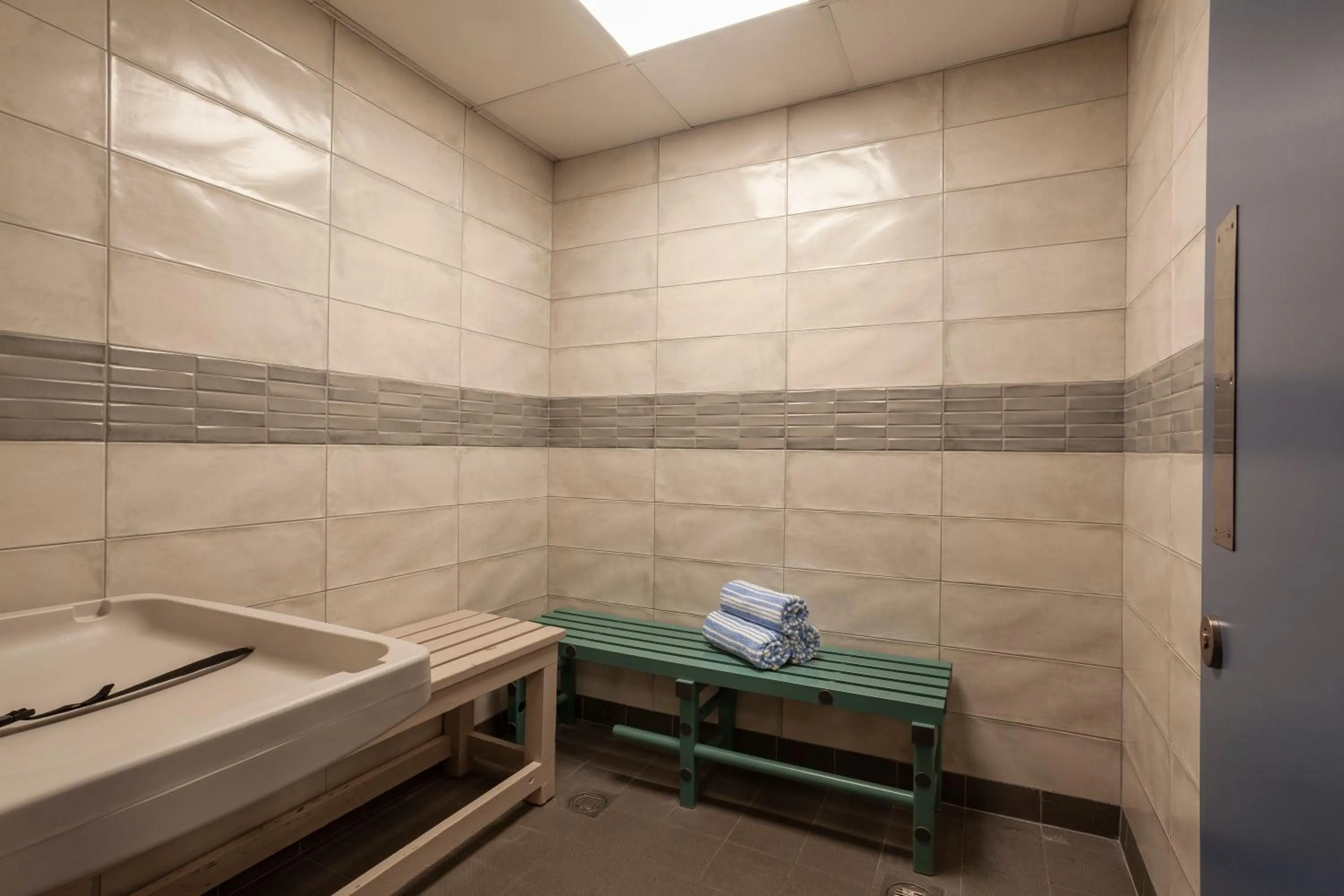 Swimming pool in Gleneagle Killarney