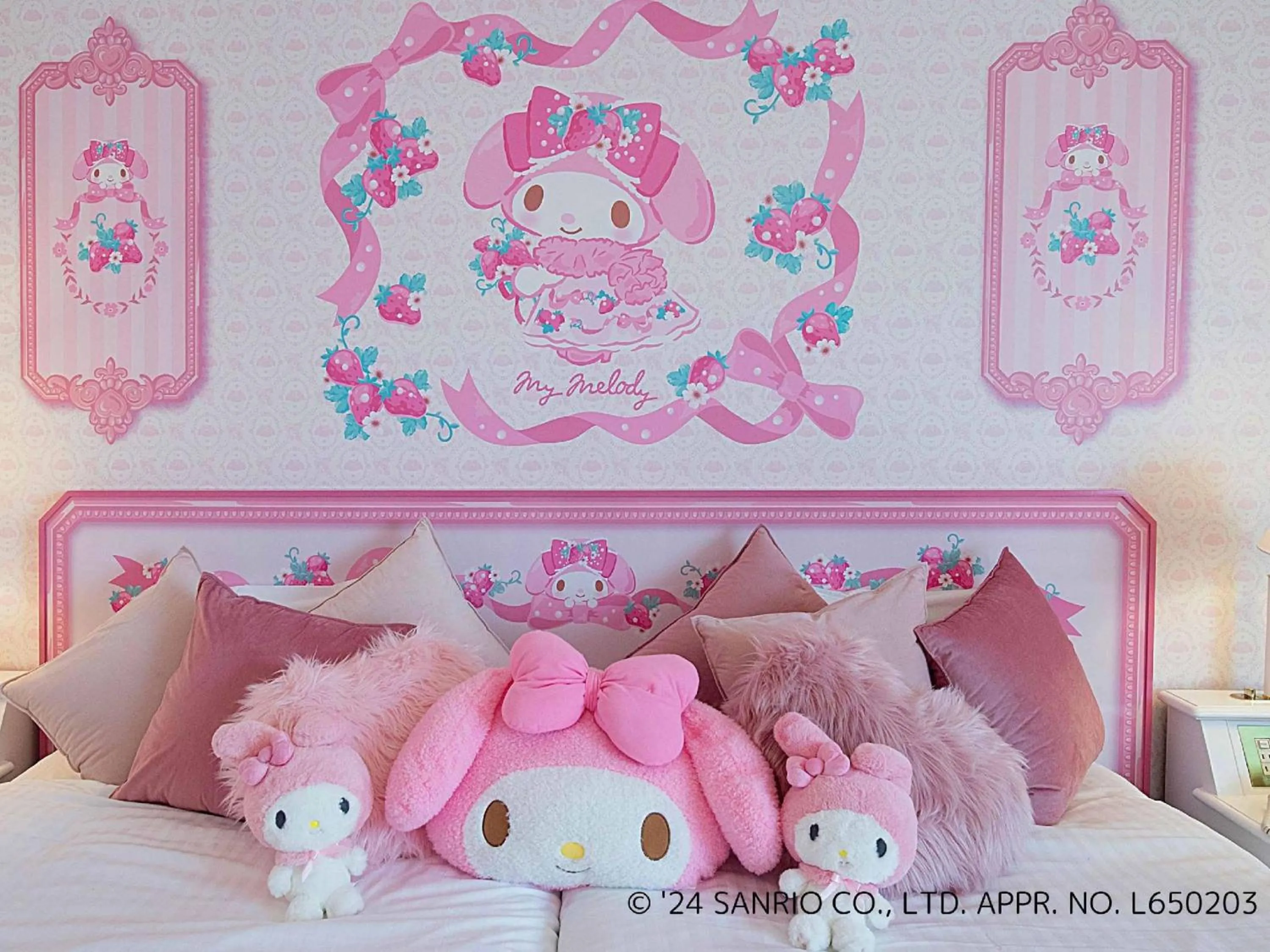 Photo of the whole room, Bed in Hotel Plaza Kobe