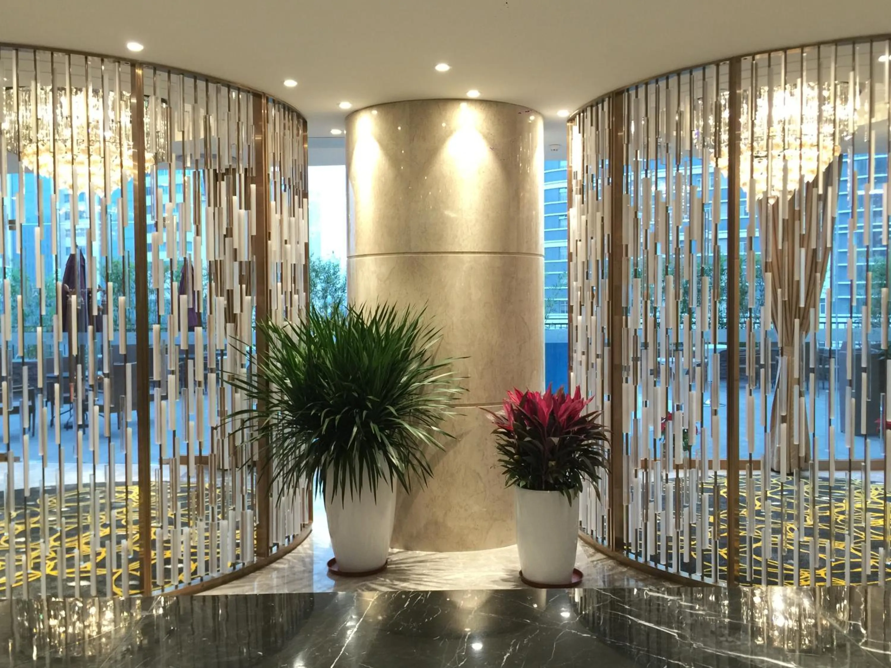 Lobby or reception in 南国会1站酒店 广交会免费穿梭巴士