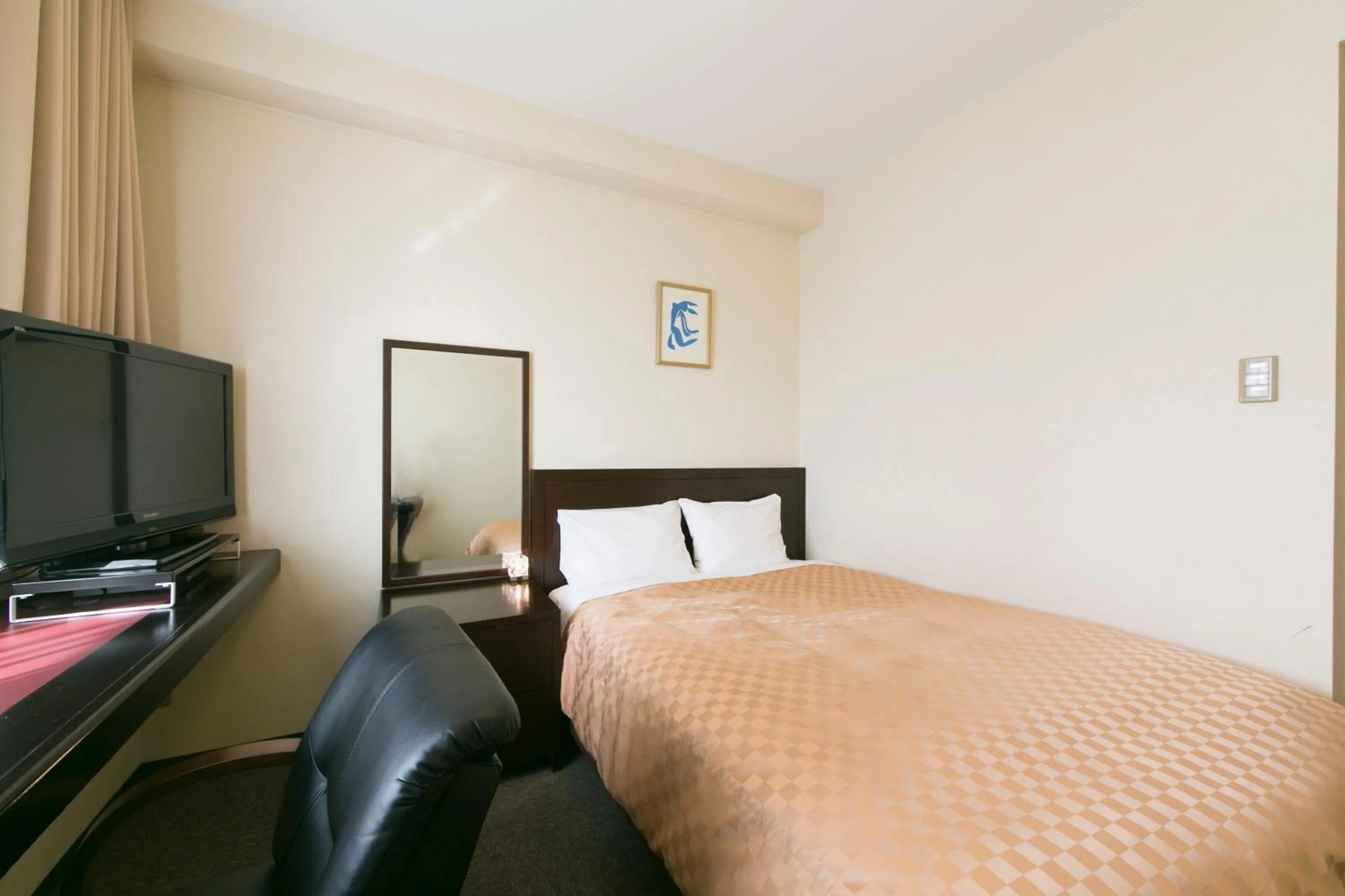 Photo of the whole room, Bed in Hotel nanvan Yaizu