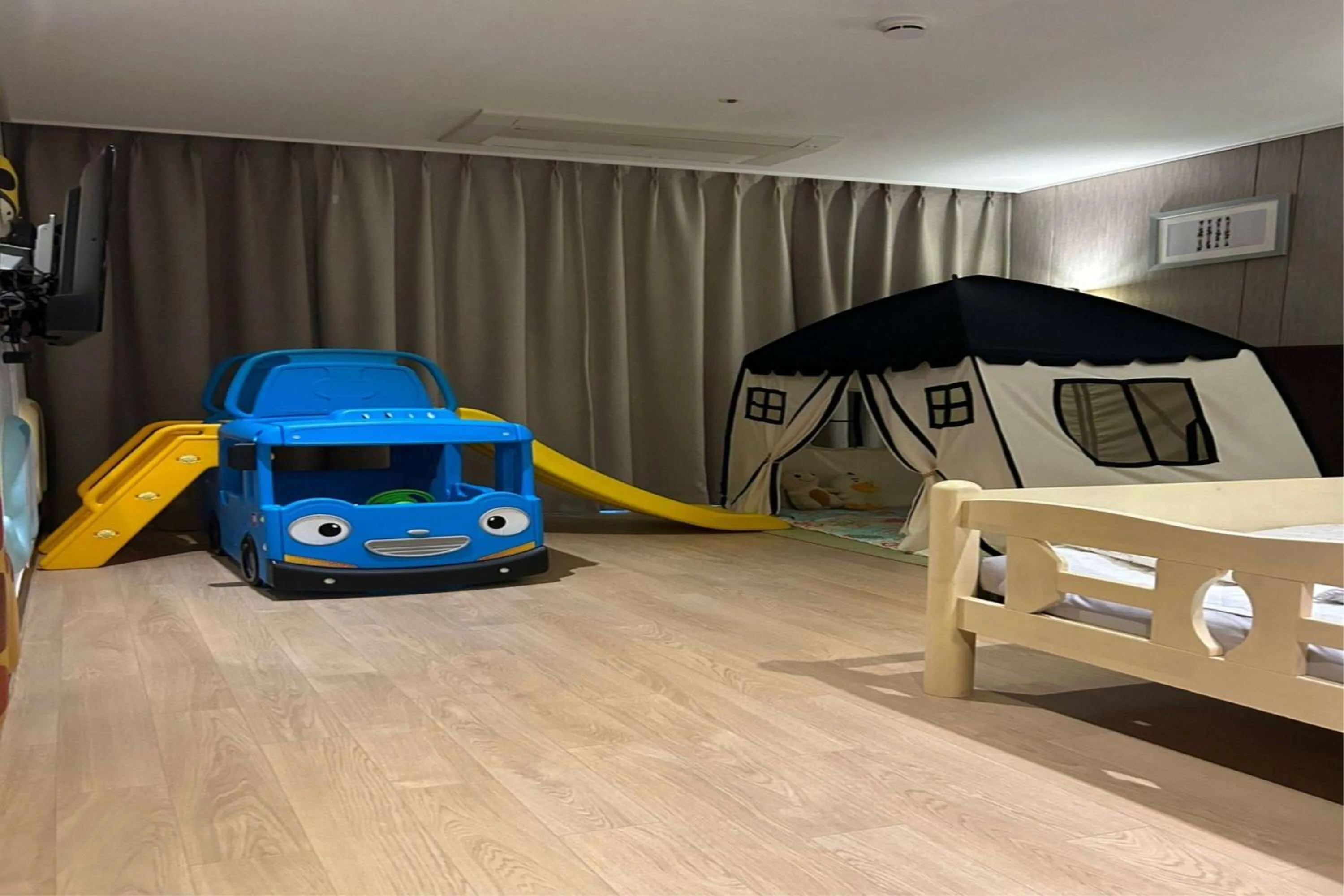 Photo of the whole room in Ramada by Wyndham Jeju City Hall