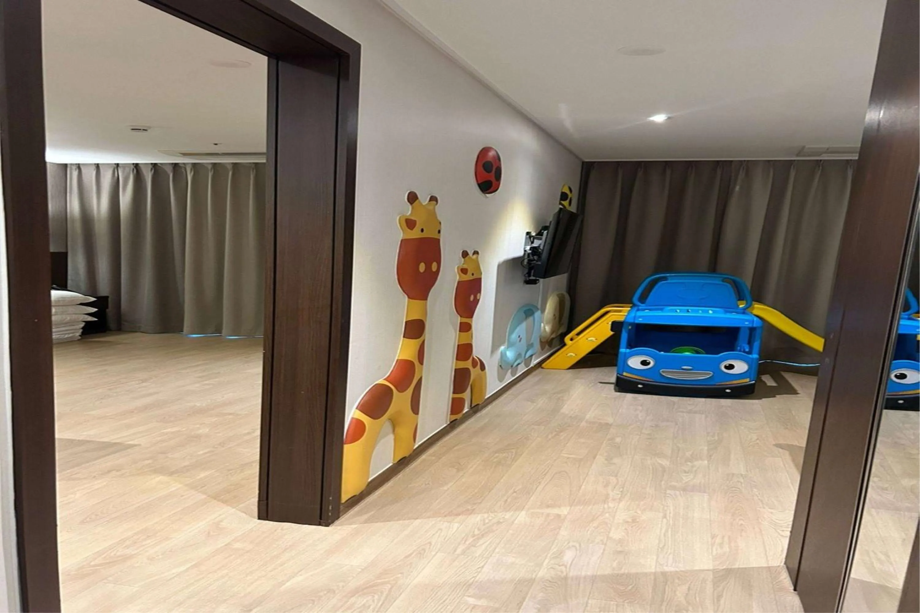 Photo of the whole room in Ramada by Wyndham Jeju City Hall