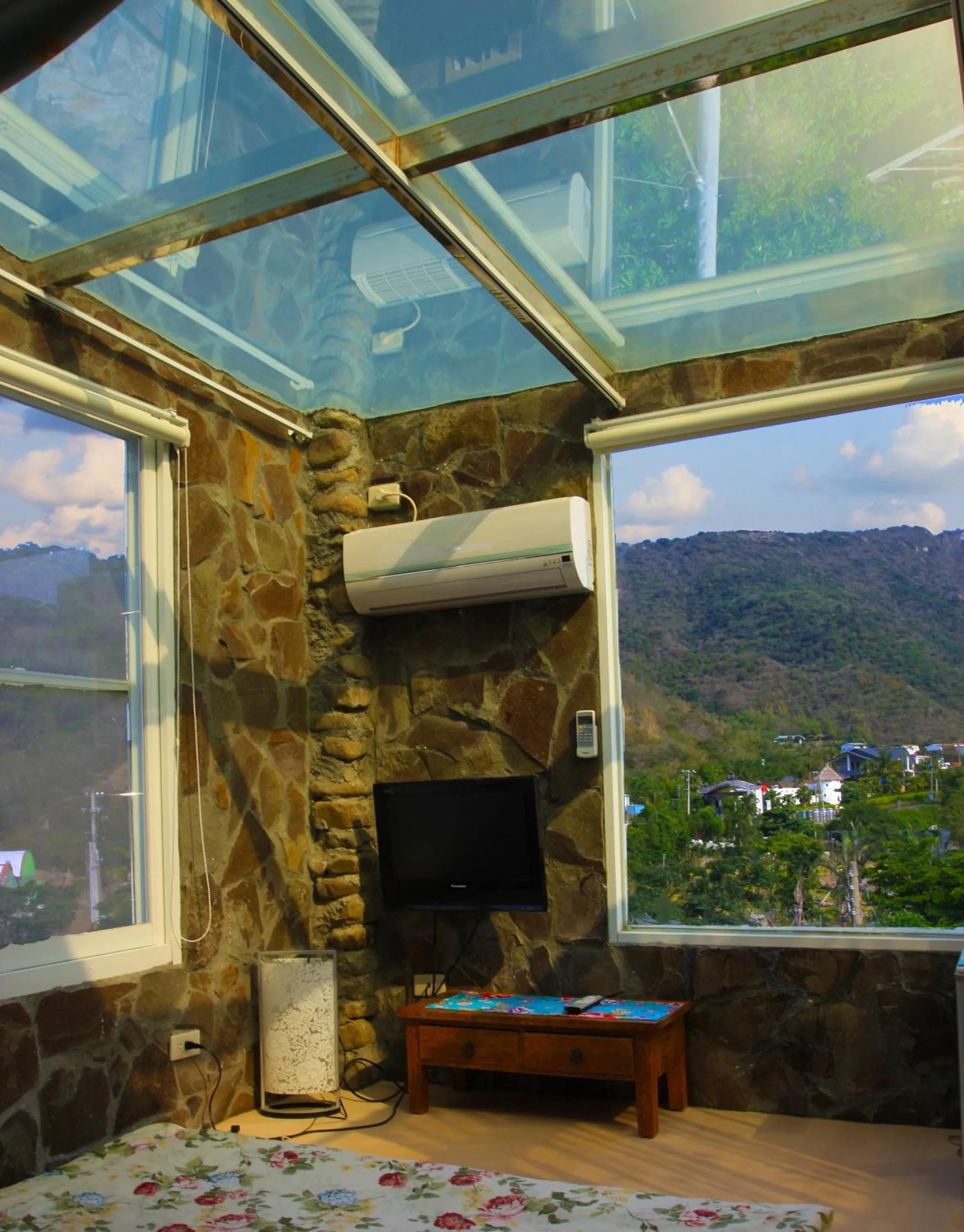 Bedroom in View Mountain B&B