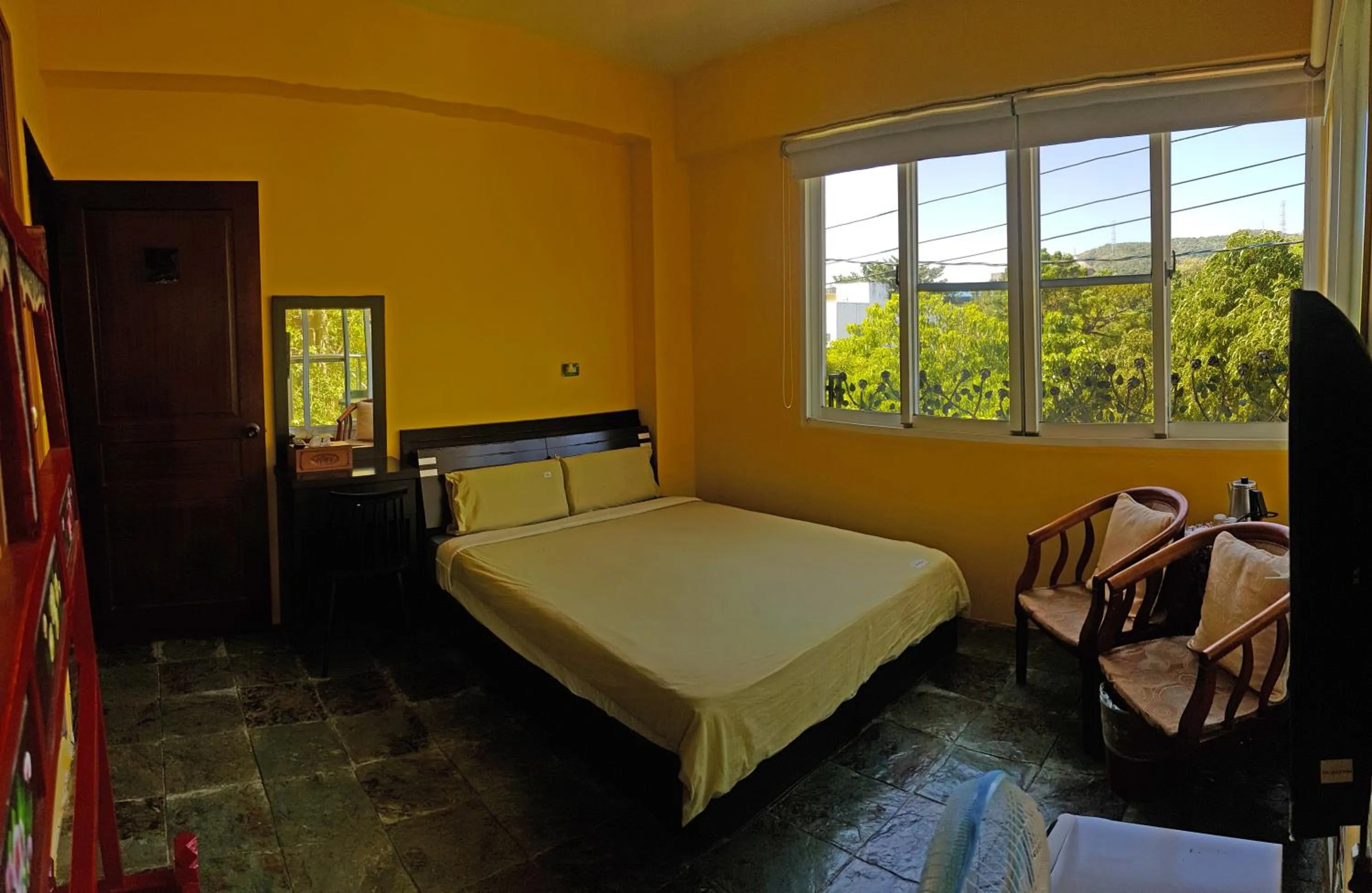 Bed in View Mountain B&B