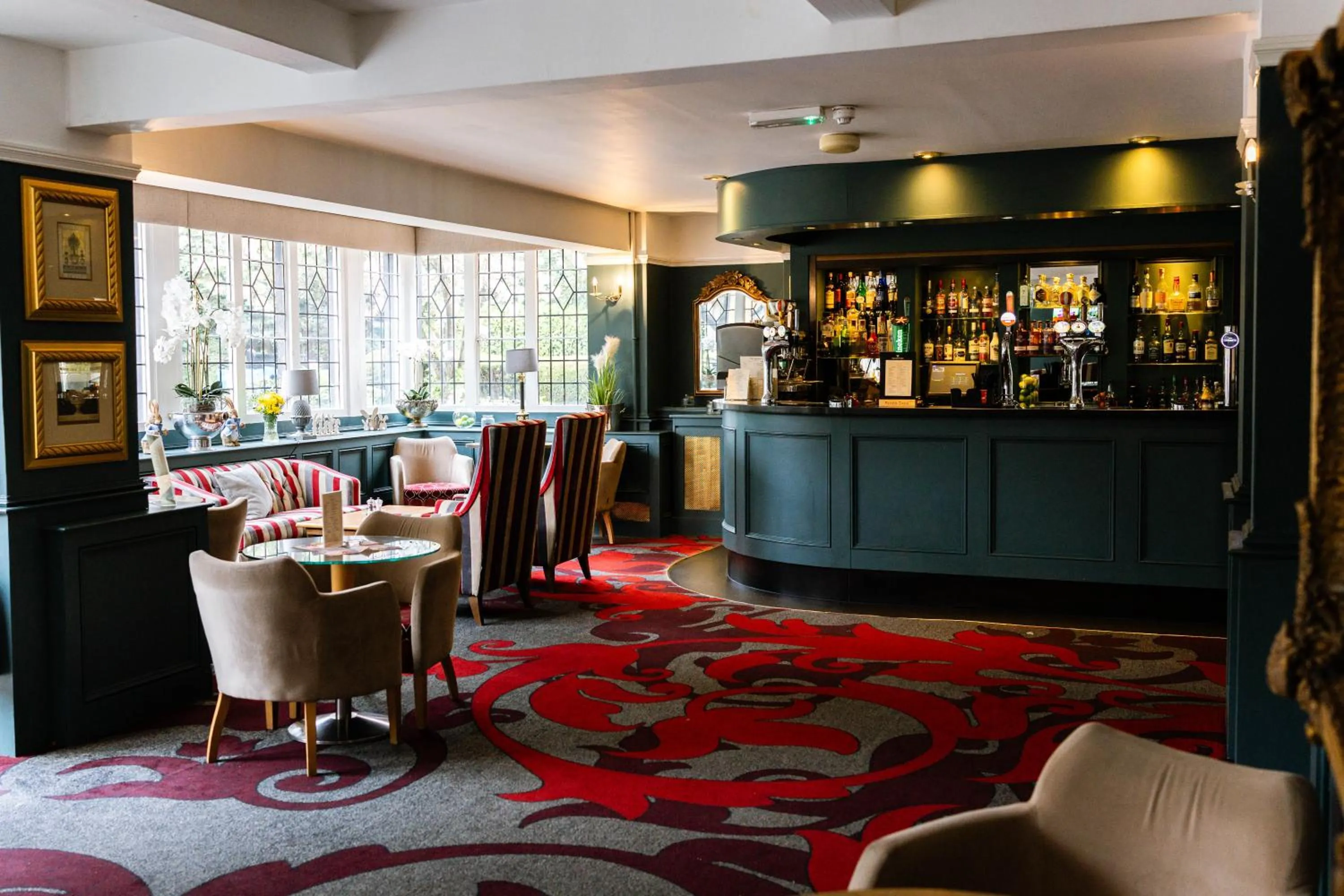 Lounge or bar in Mere Court Hotel