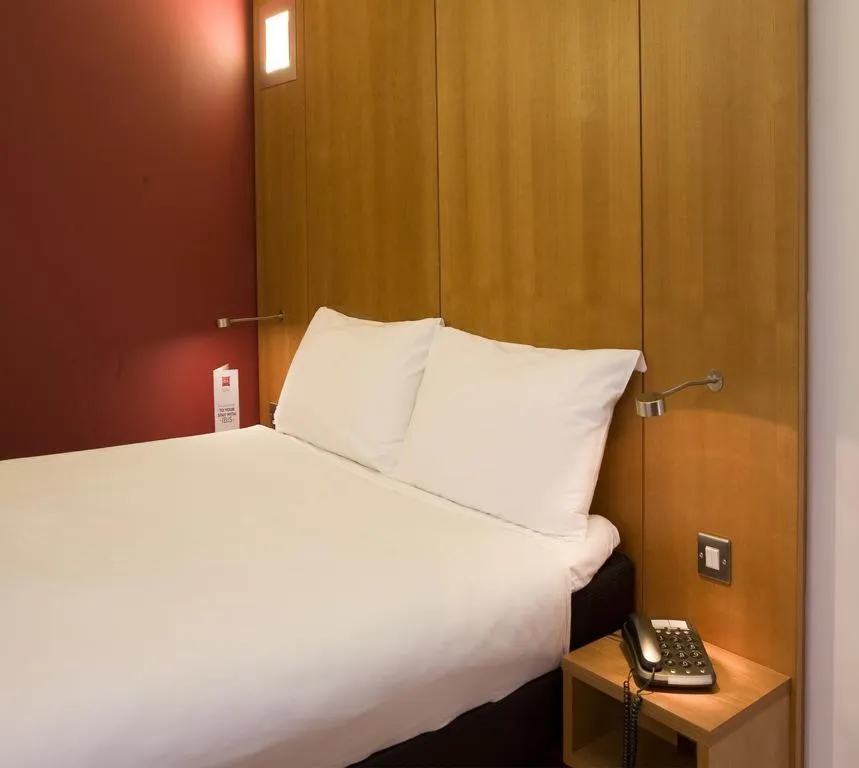 Bed in ibis Swansea