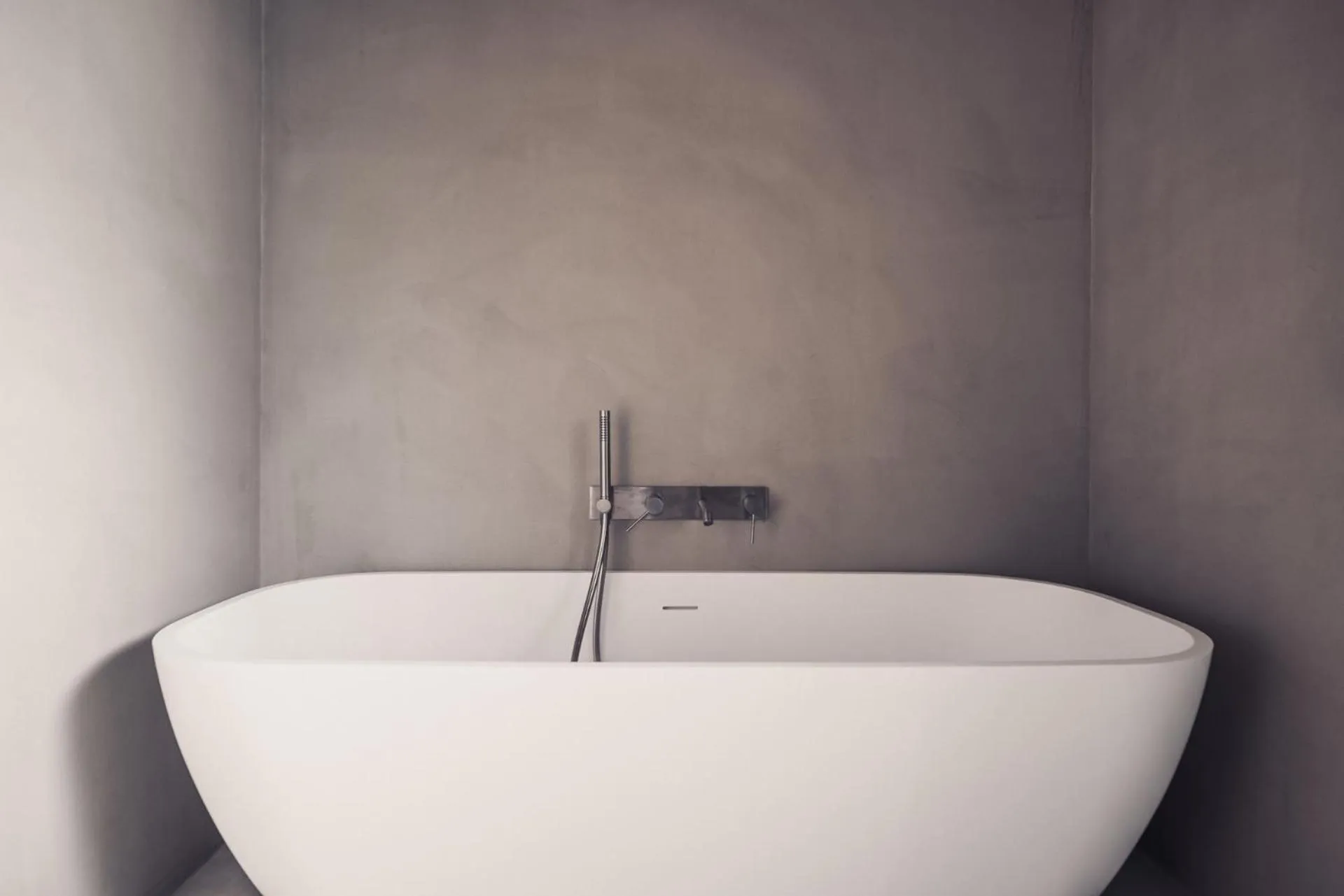 Bathroom in Hôtel INDARRA & SPA - Piscine