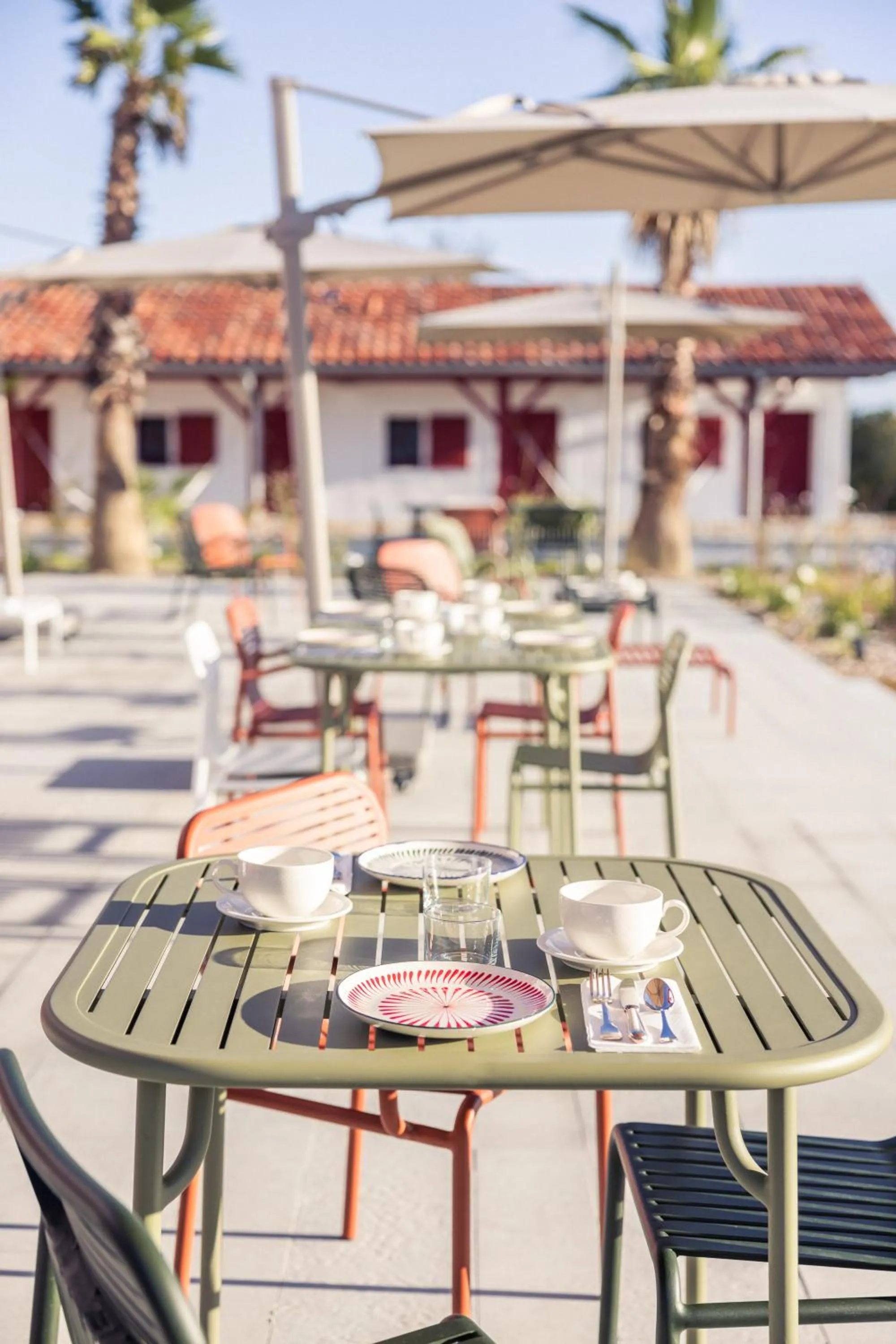 Balcony/Terrace in Hôtel INDARRA & SPA - Piscine