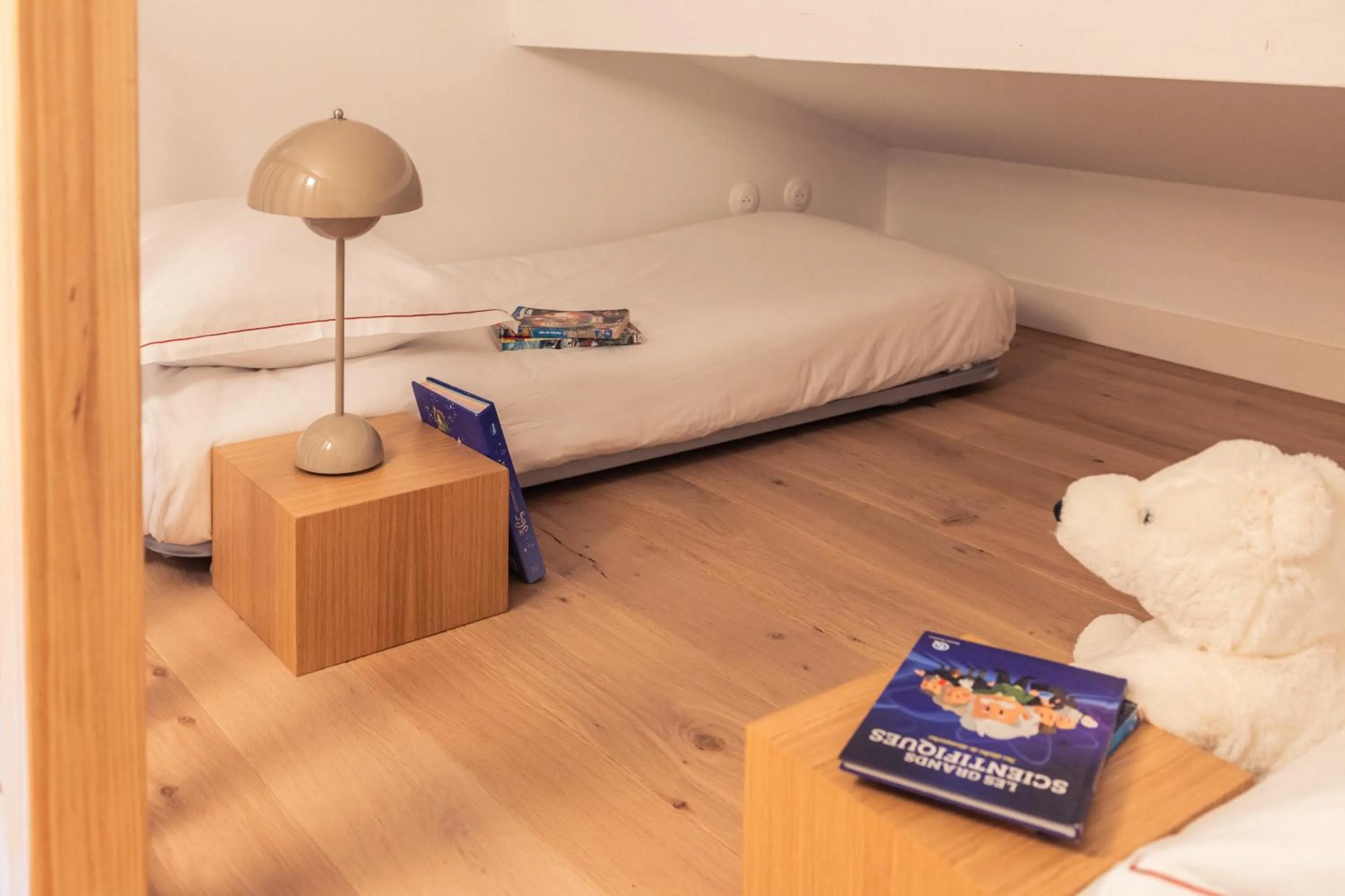 children, Bed in Hôtel INDARRA & SPA - Piscine