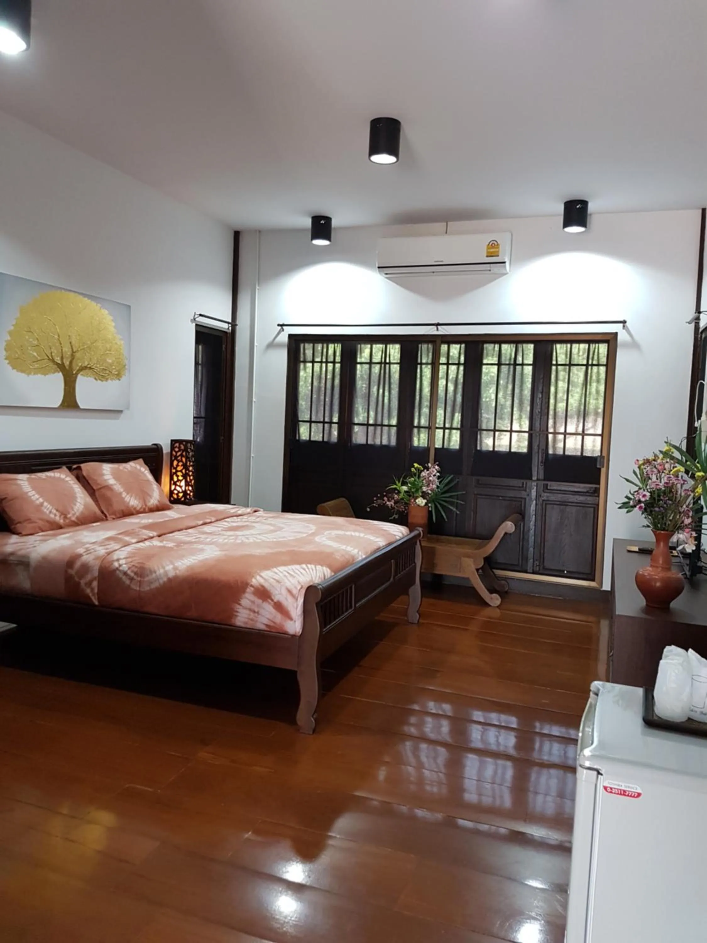 Photo of the whole room, Bed in Phutawan Pundao